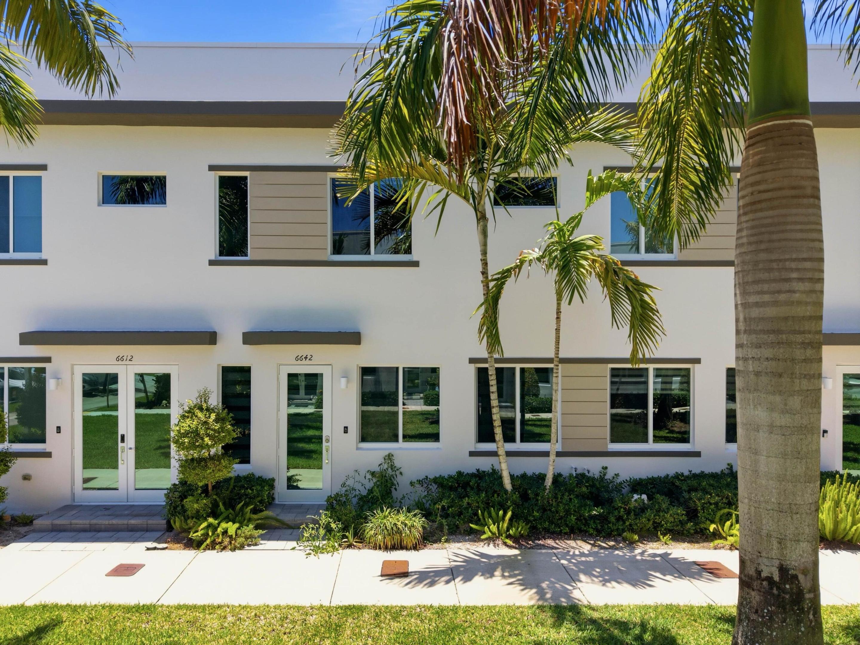 6642 NW 103rd Parkway 6642