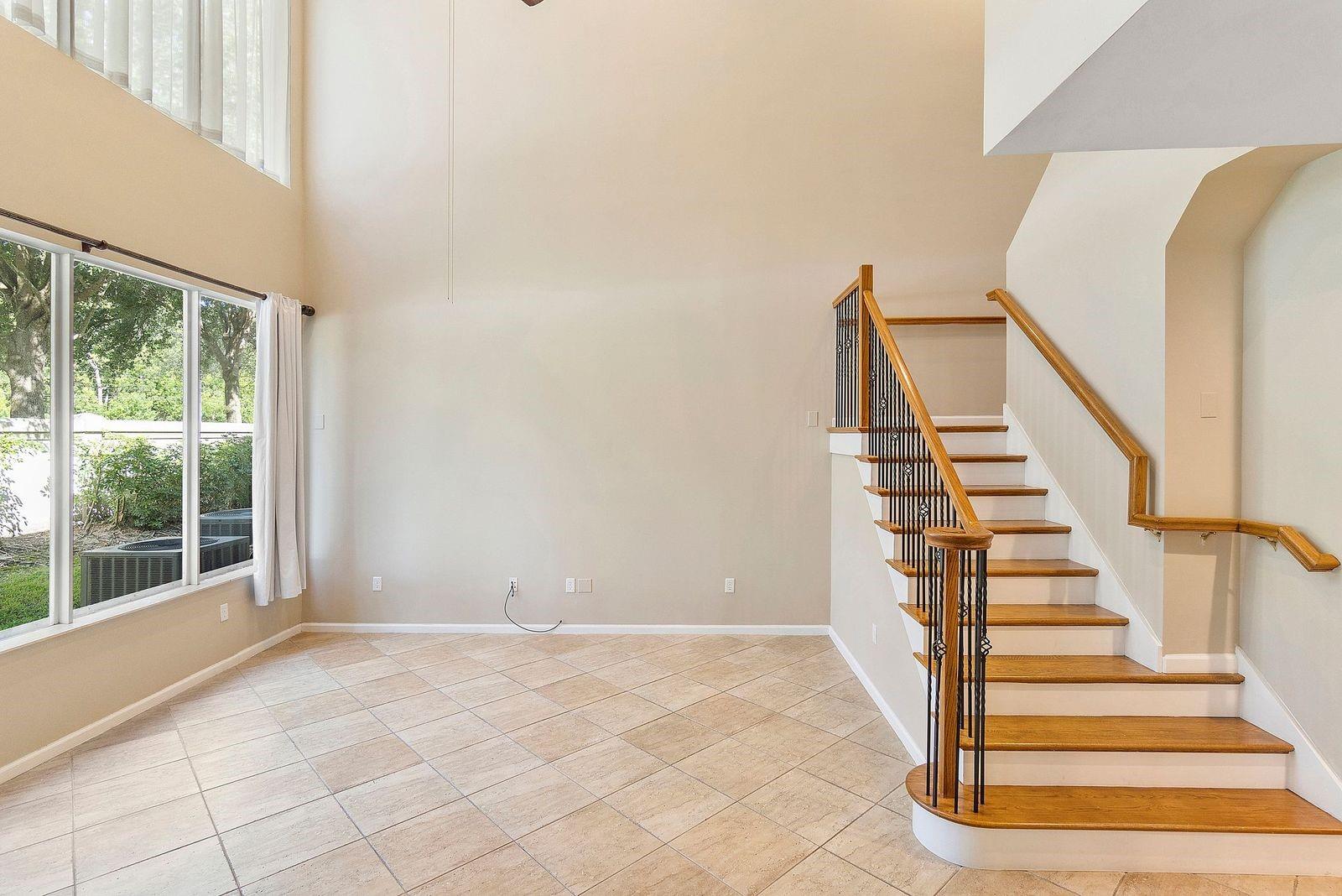 6365 Bella Cir 702