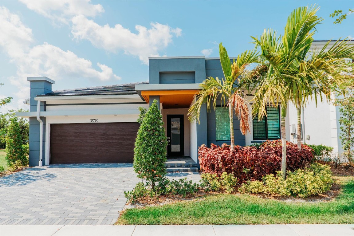 10710 Aqua Ct