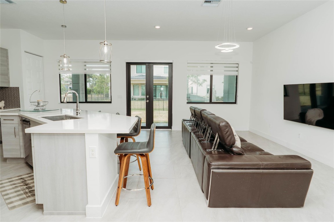 10710 Aqua Ct