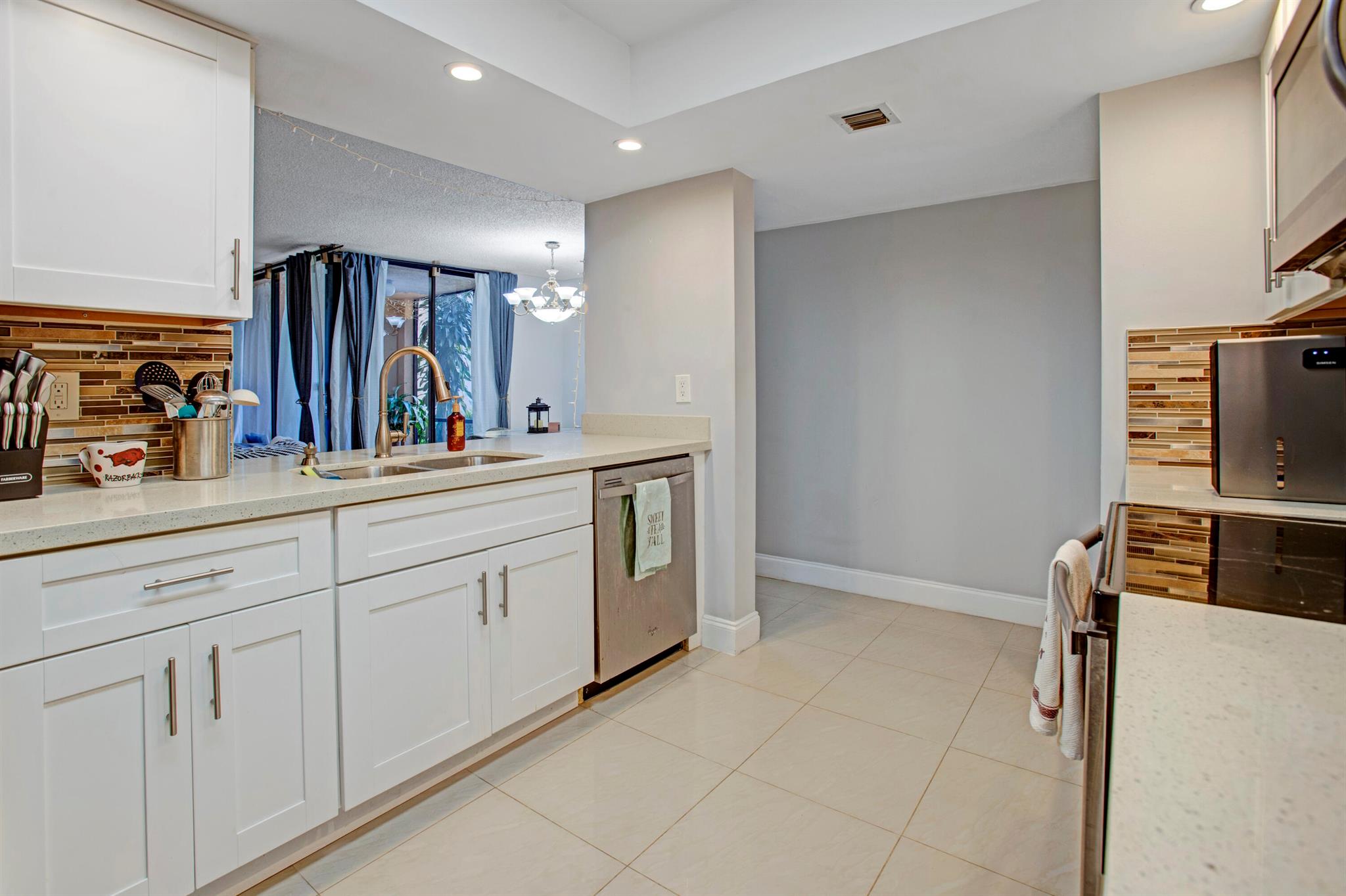 955 Dotterel Road 2104