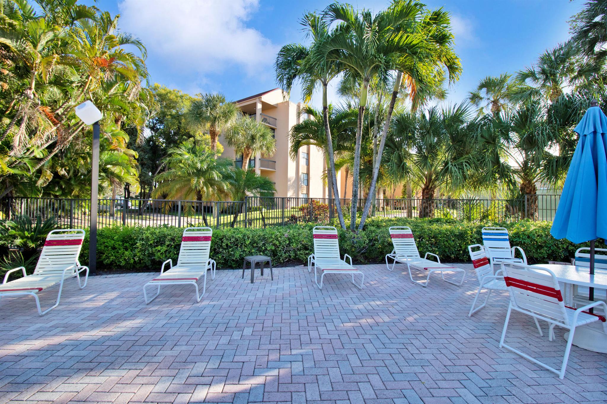 955 Dotterel Road 2408