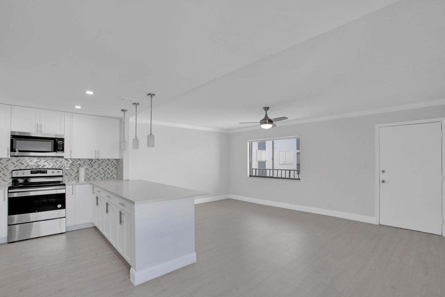 15036 Ashland Lane 67