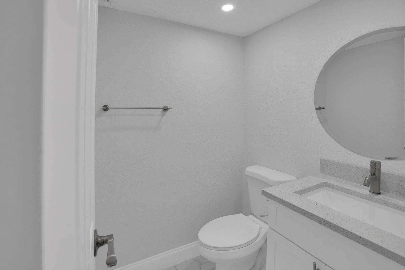 15036 Ashland Lane 67
