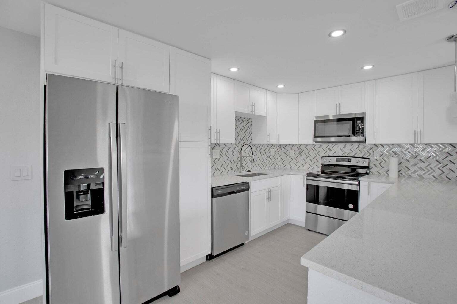 15036 Ashland Lane 67