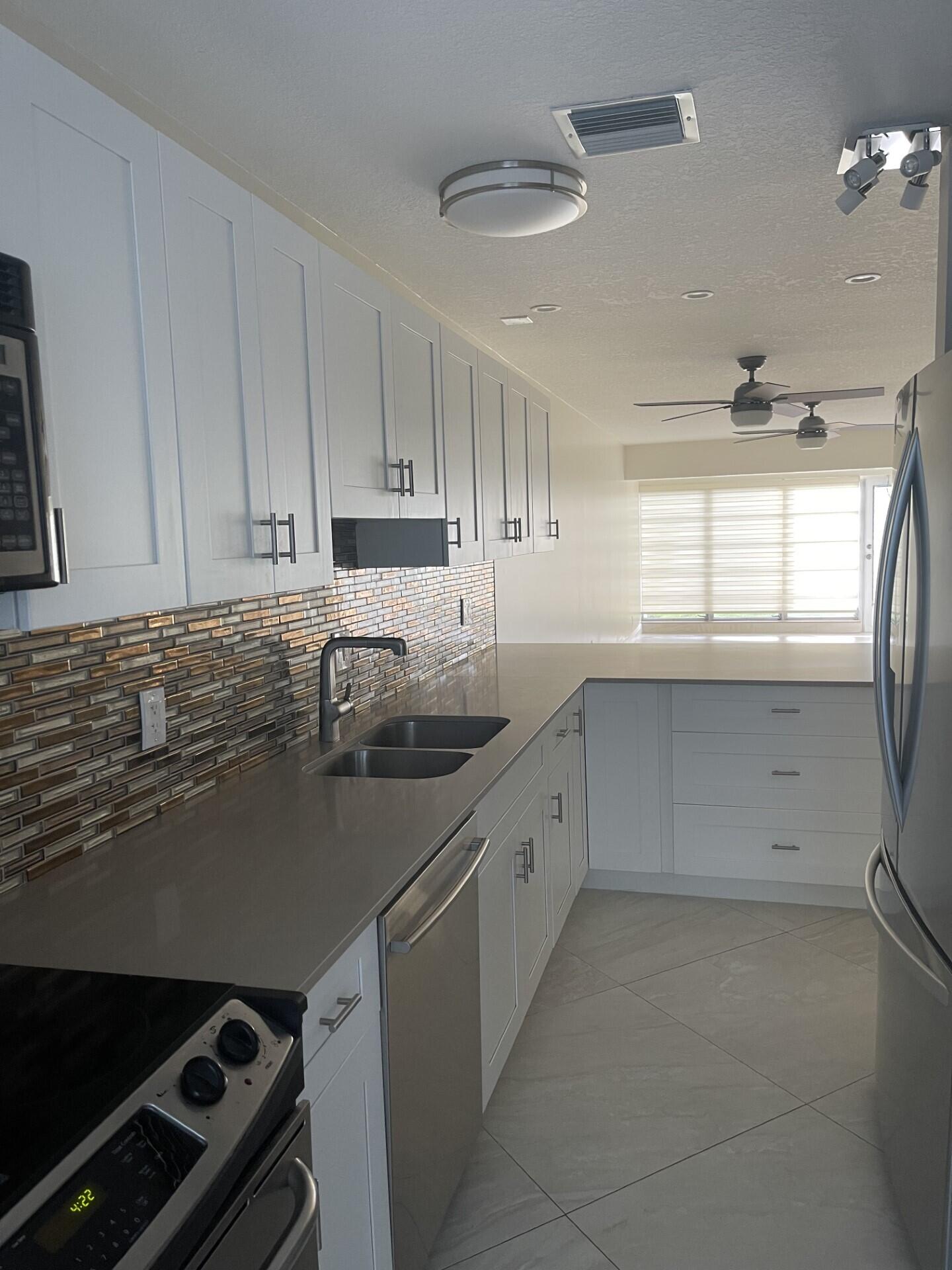 1131 Violet Ter Terrace E 104