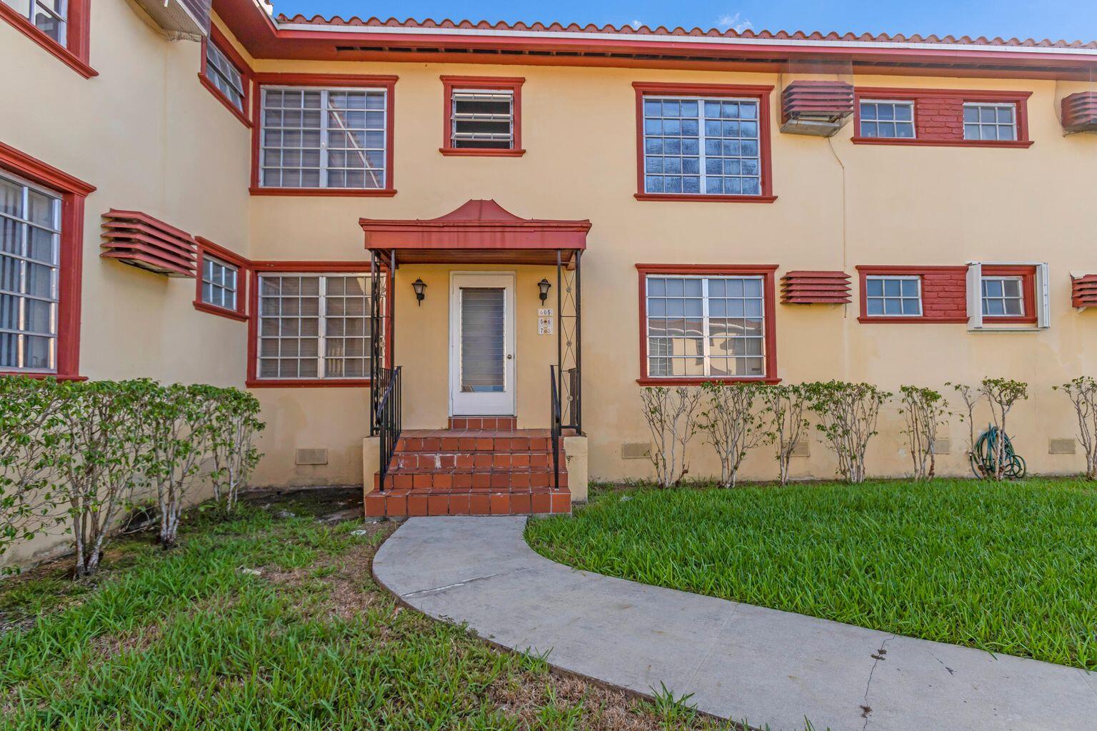 605 SW 11th Street 5e