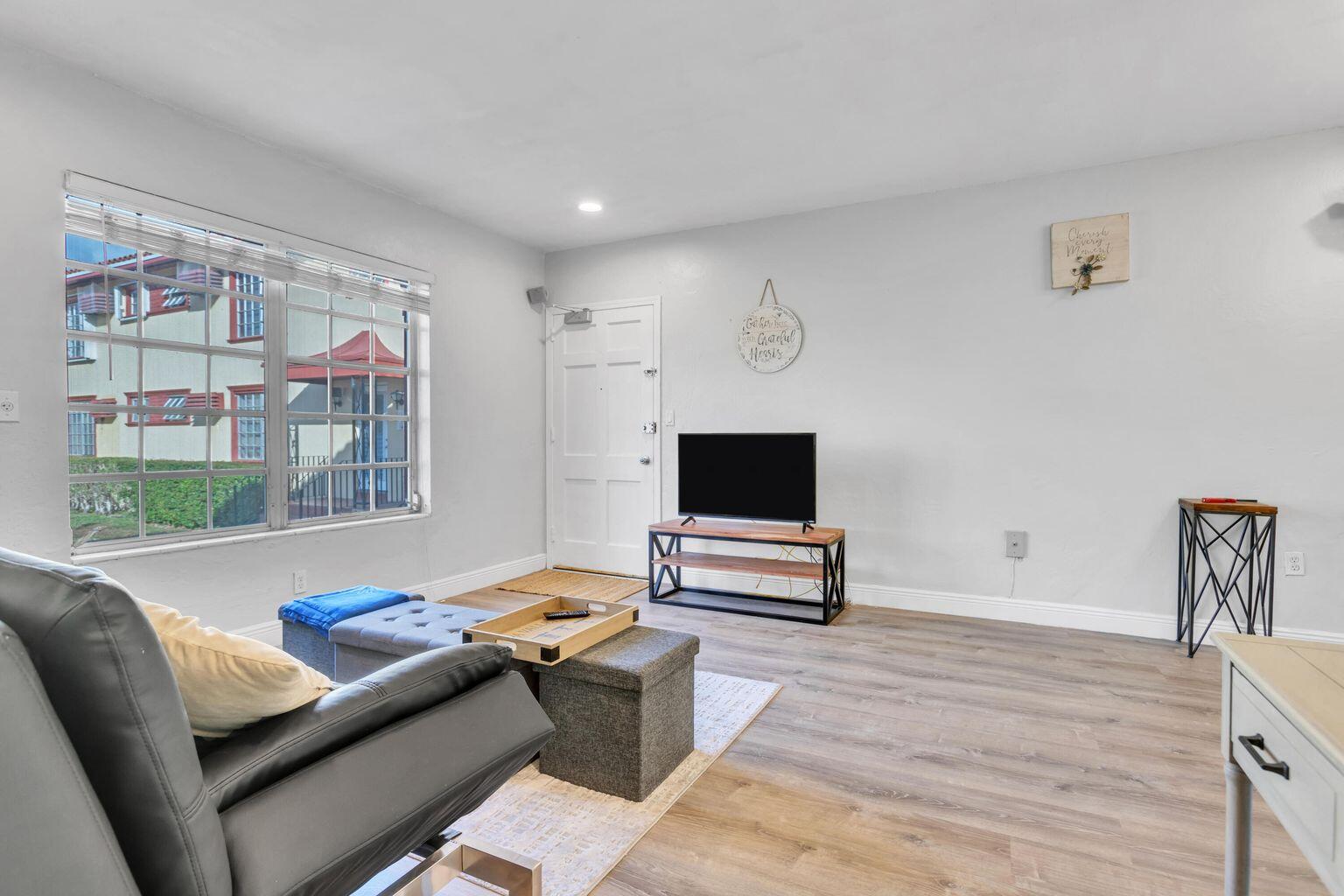 605 SW 11th Street 5e