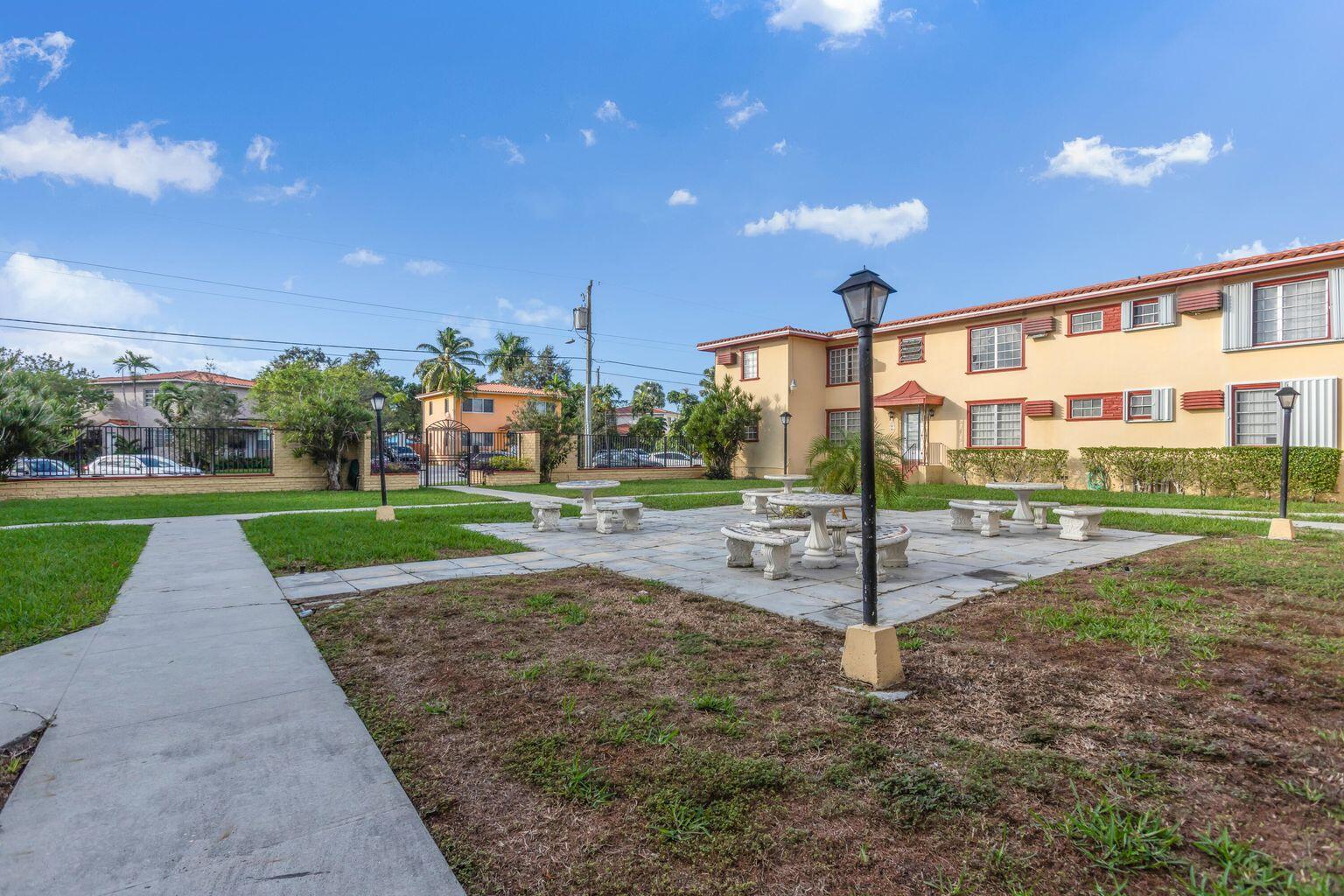 605 SW 11th Street 5e