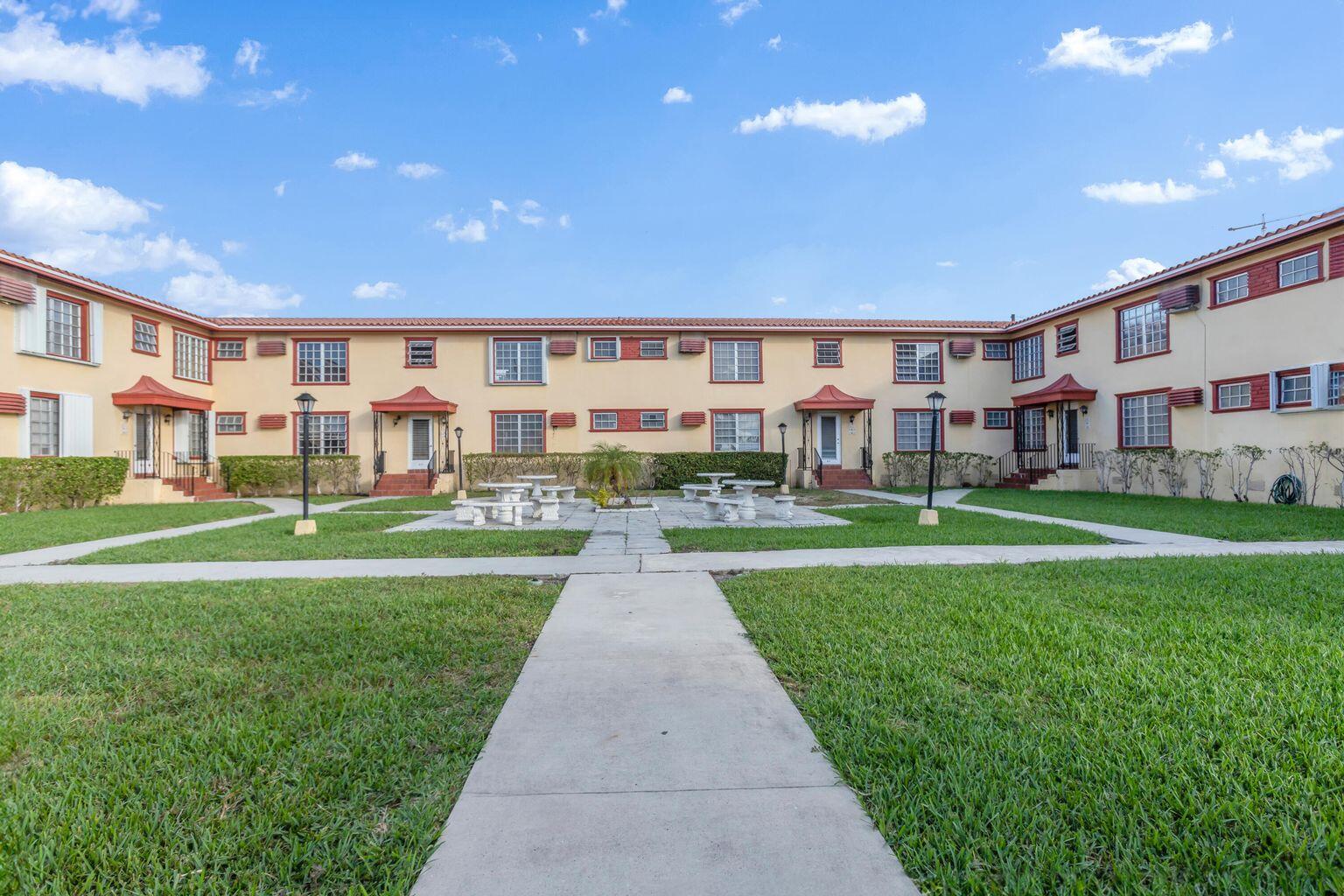 605 SW 11th Street 5e