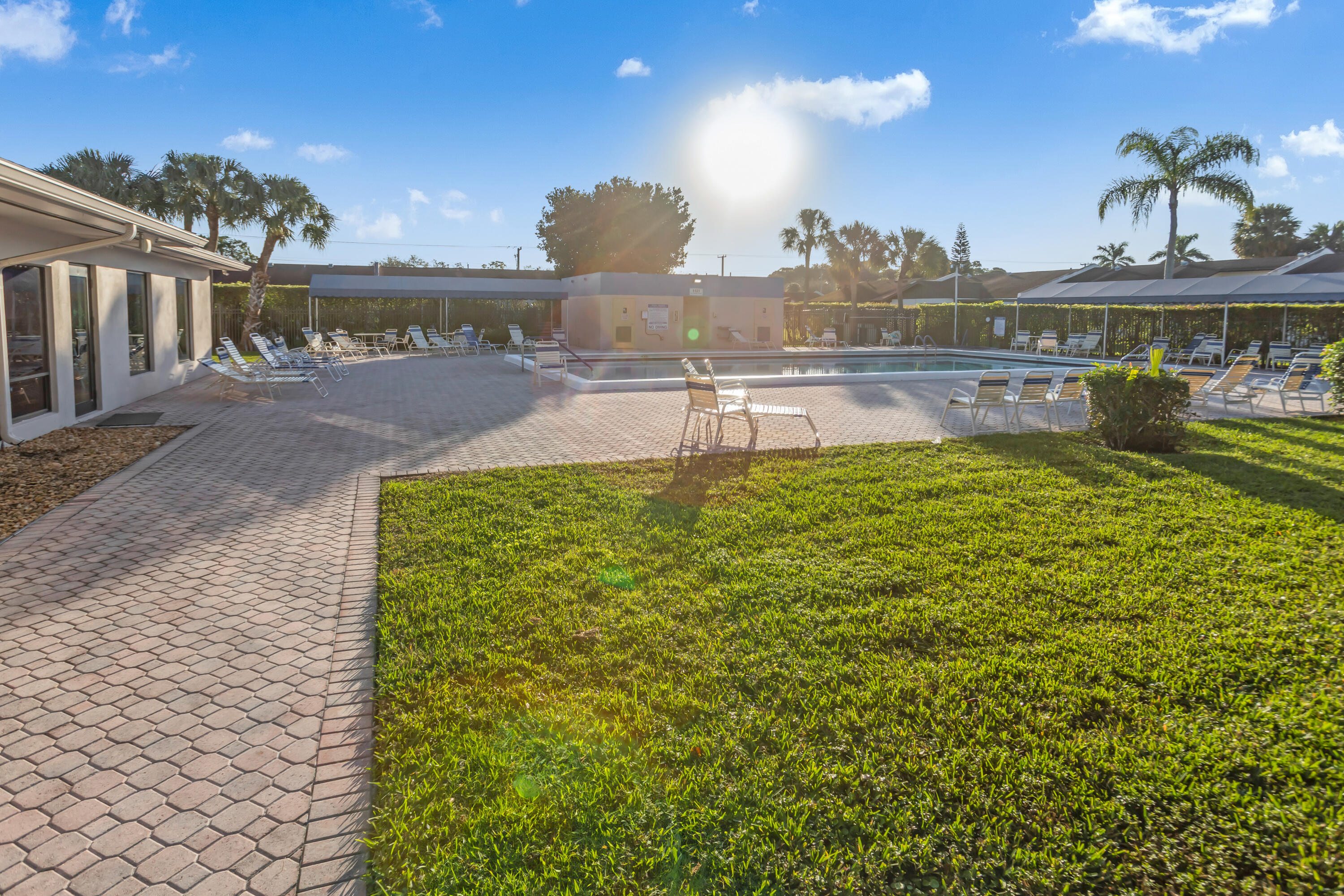 15912 Forsythia Circle