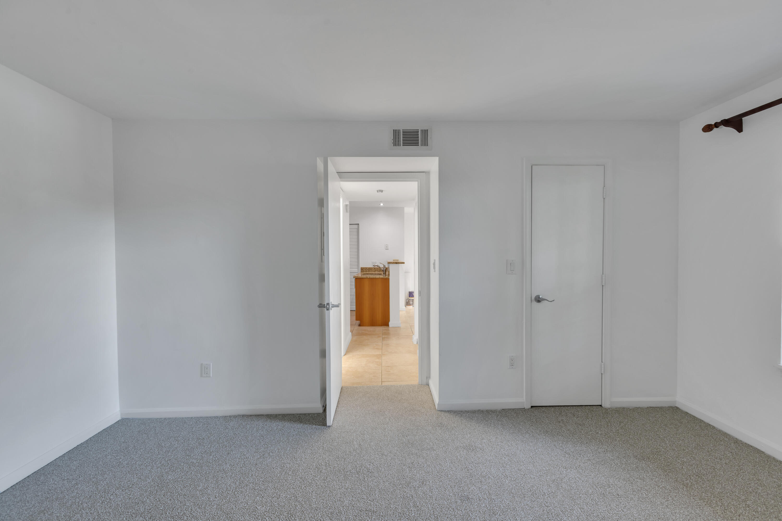 1165 Crystal Way M