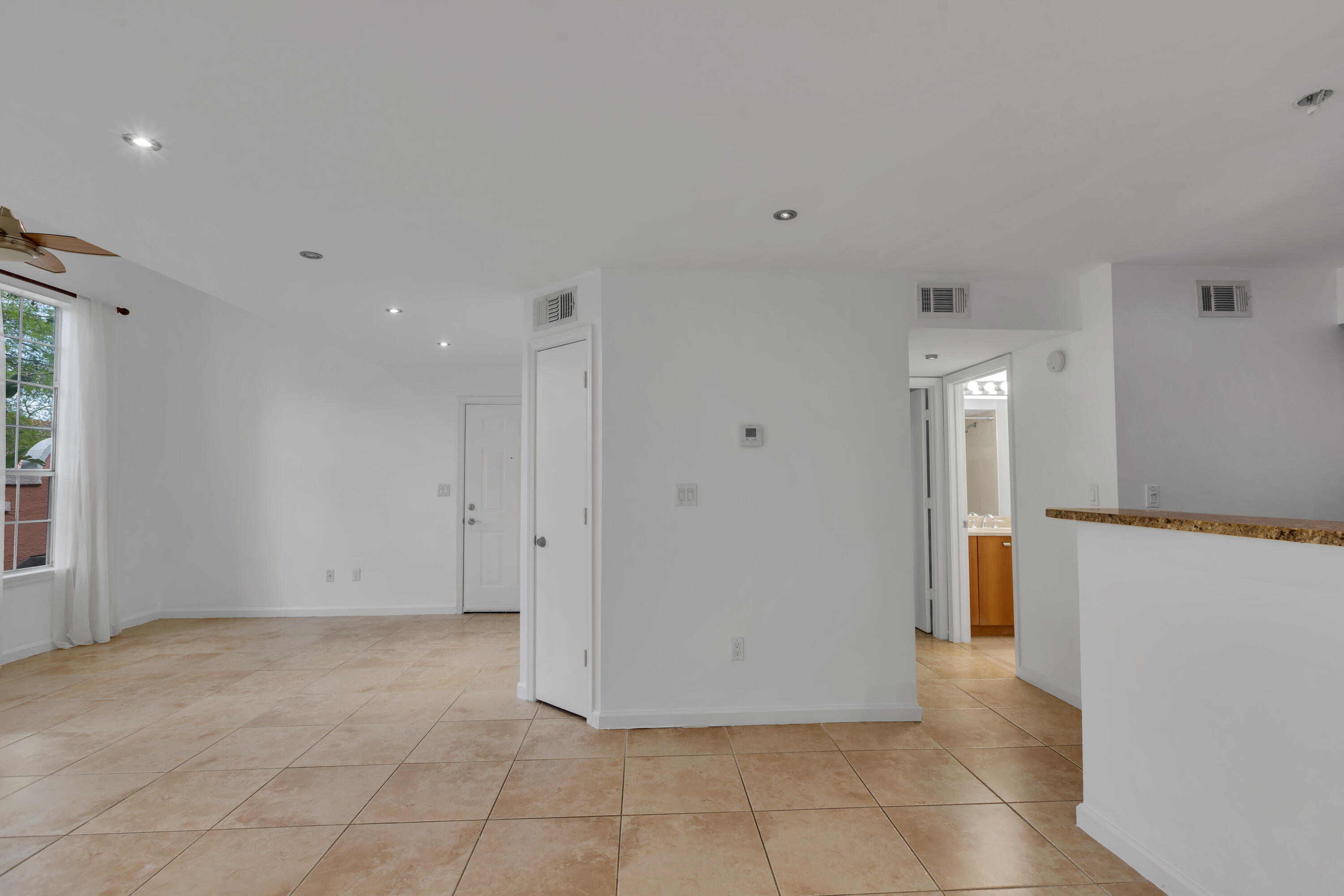 1165 Crystal Way M