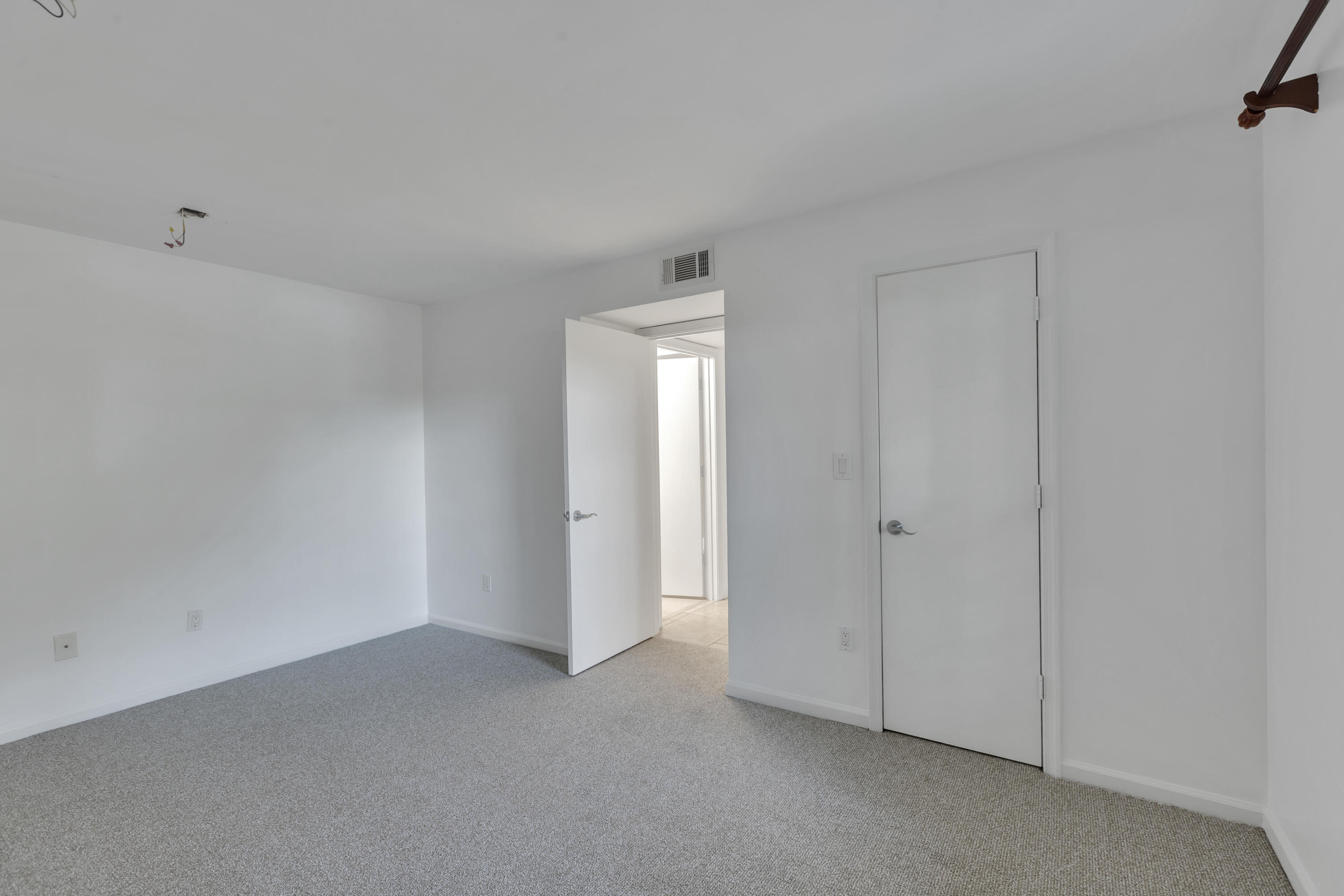 1165 Crystal Way M