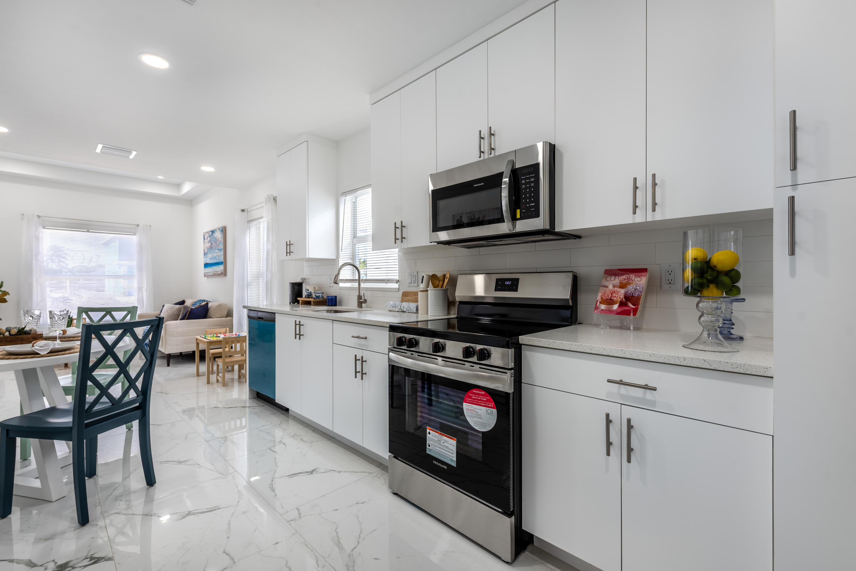 403 NW 12th Avenue