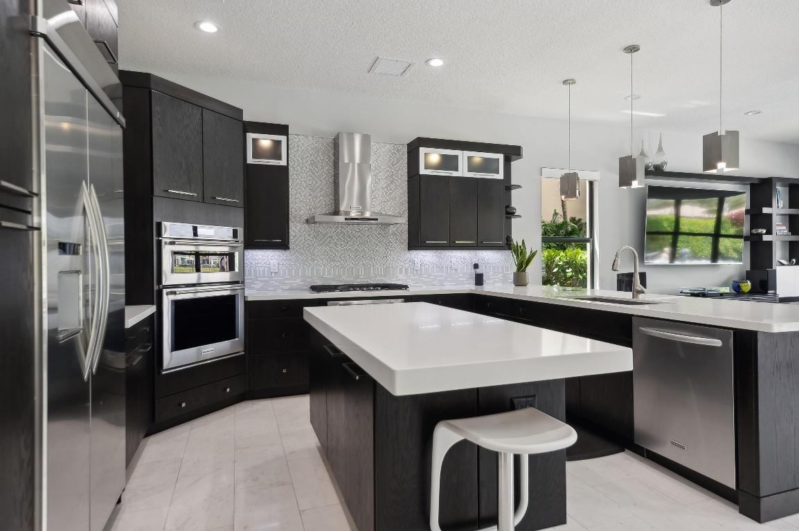 16819 Burlington Bristol Lane