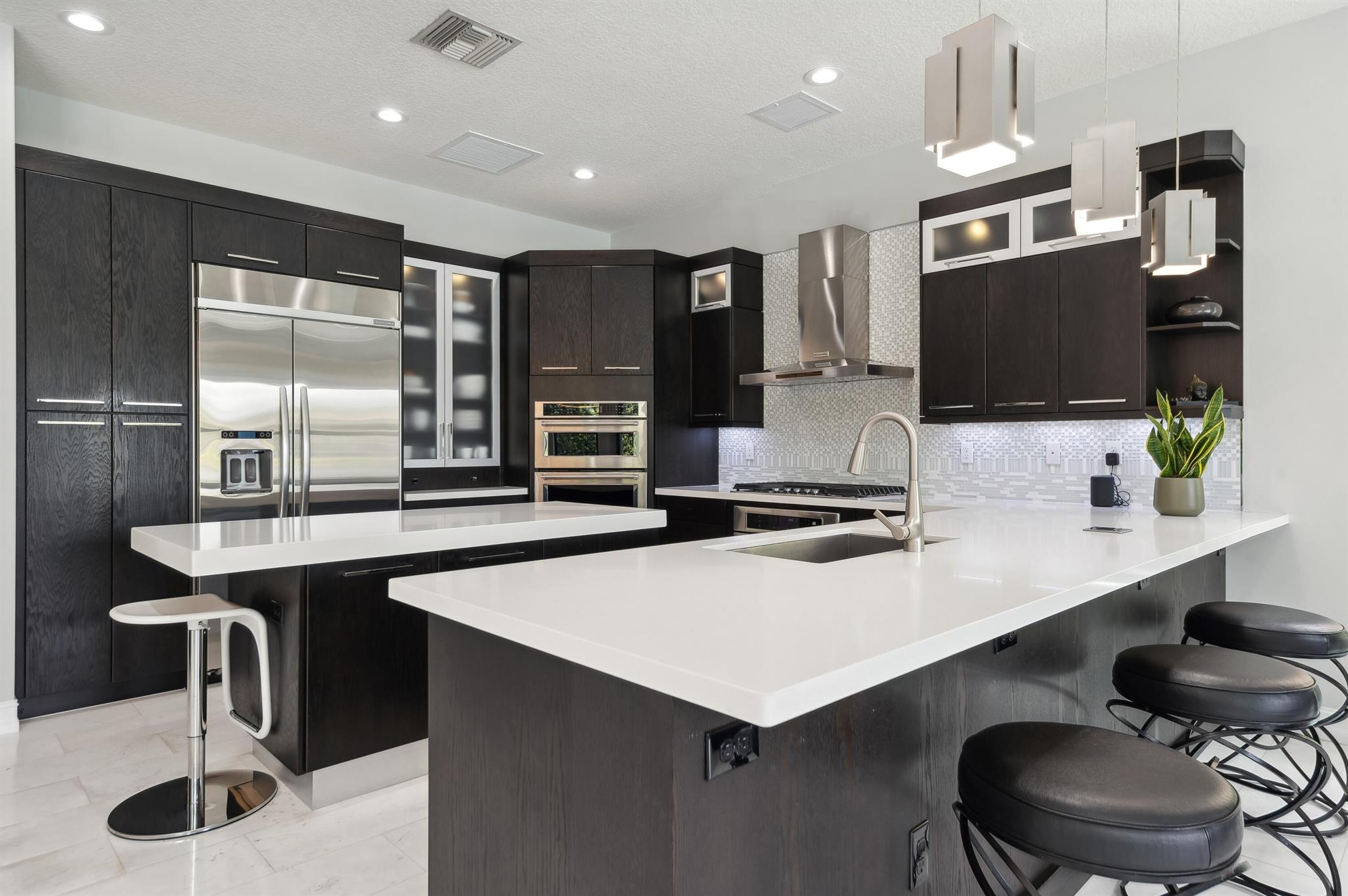 16819 Burlington Bristol Lane