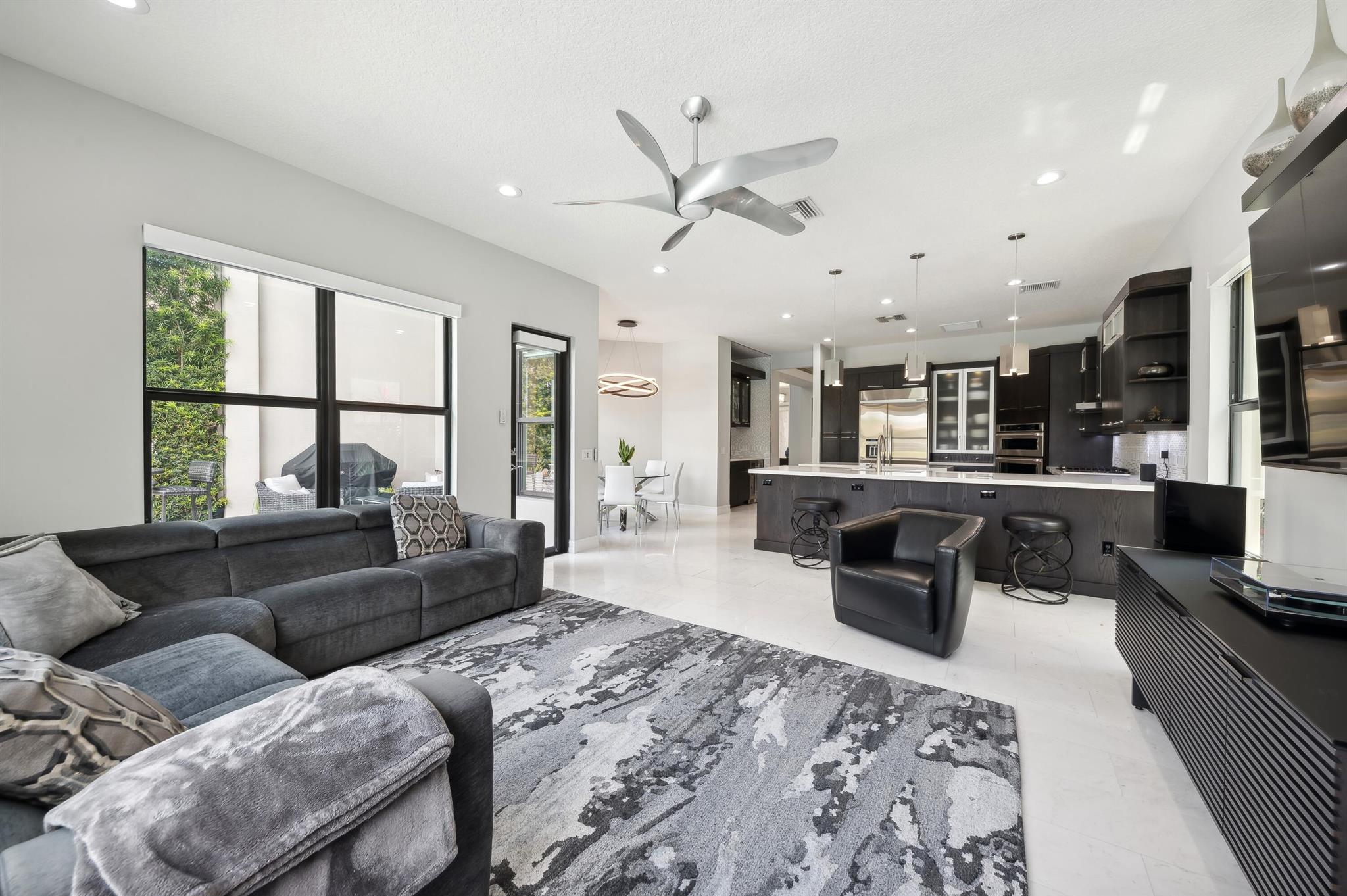 16819 Burlington Bristol Lane