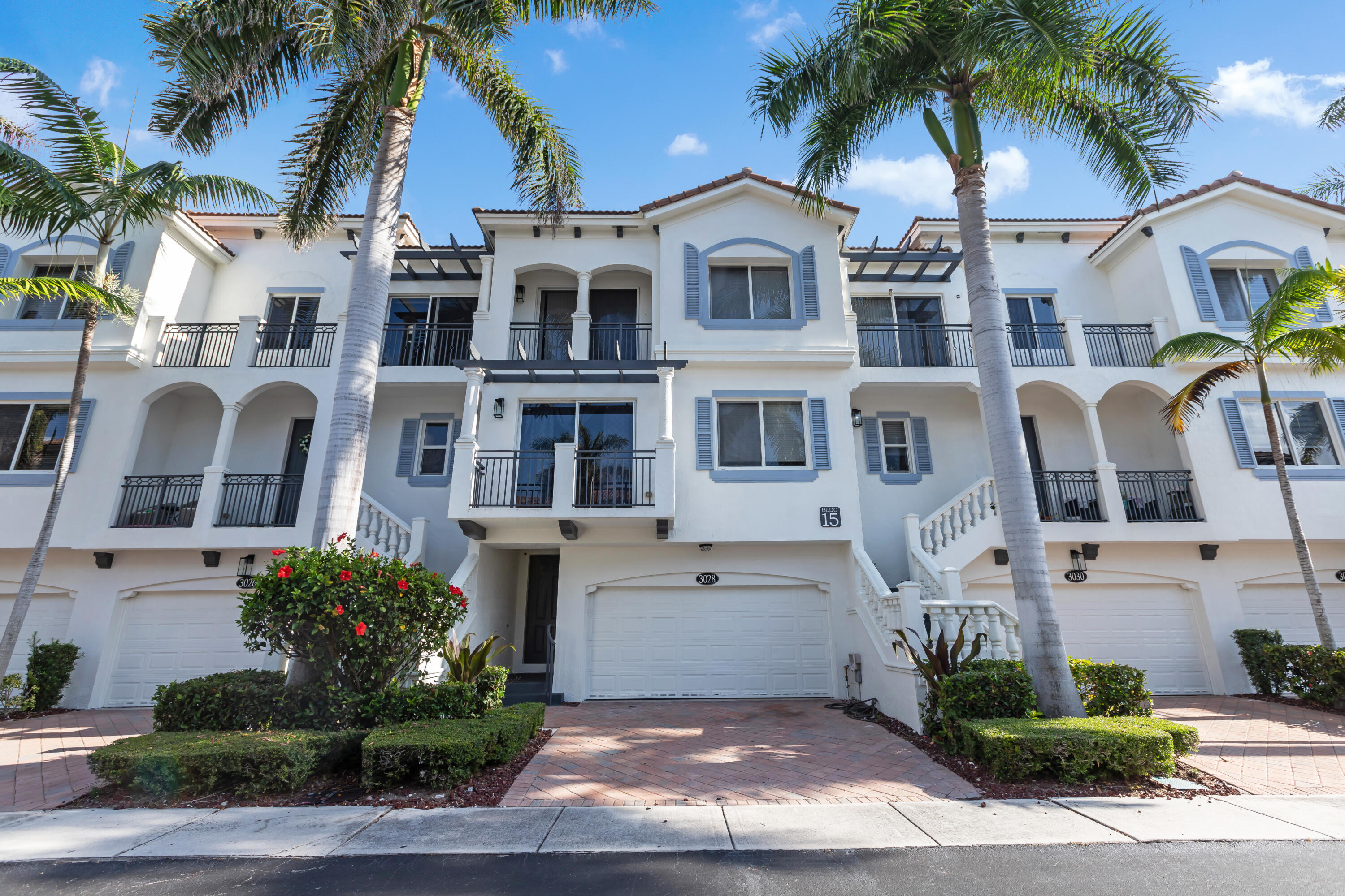 3028 Waterside Circle 3028