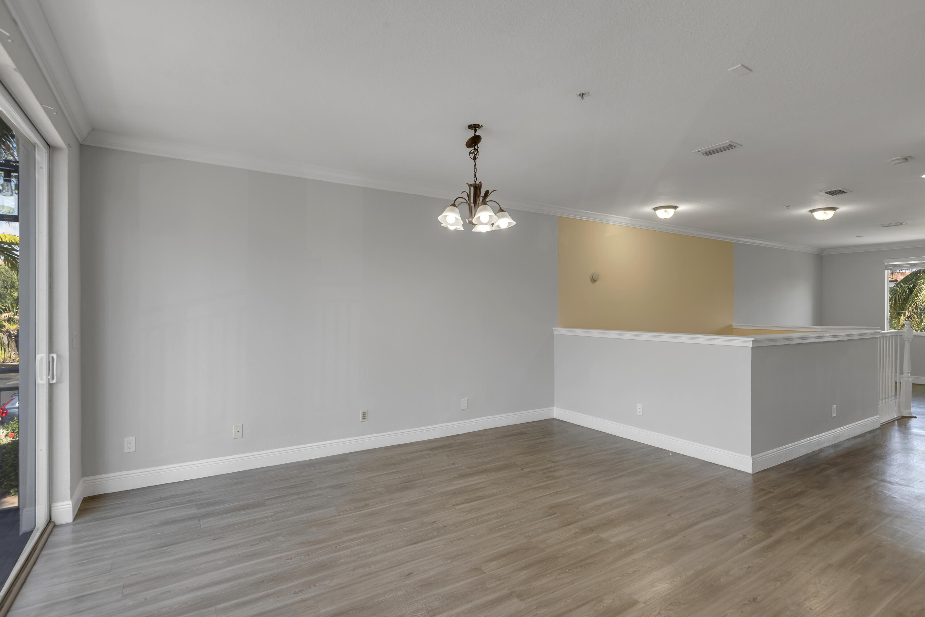3028 Waterside Circle 3028