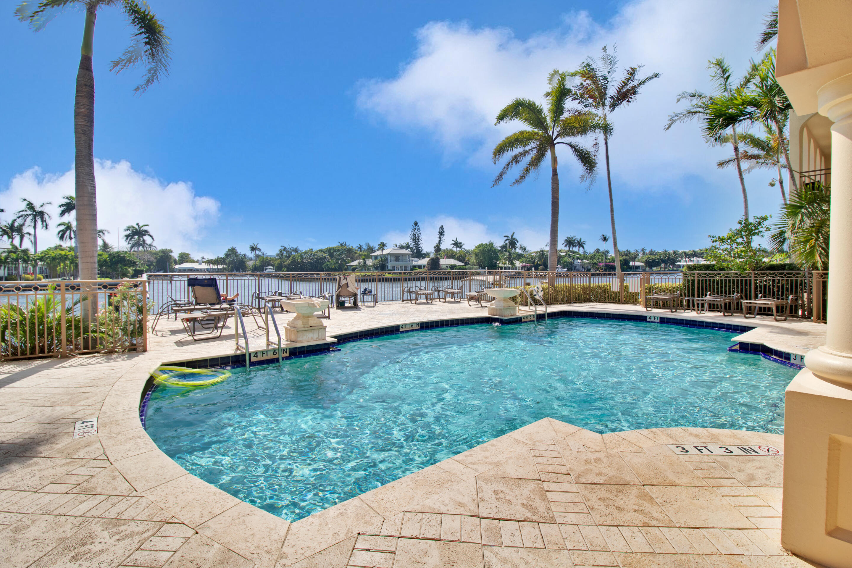 3028 Waterside Circle 3028