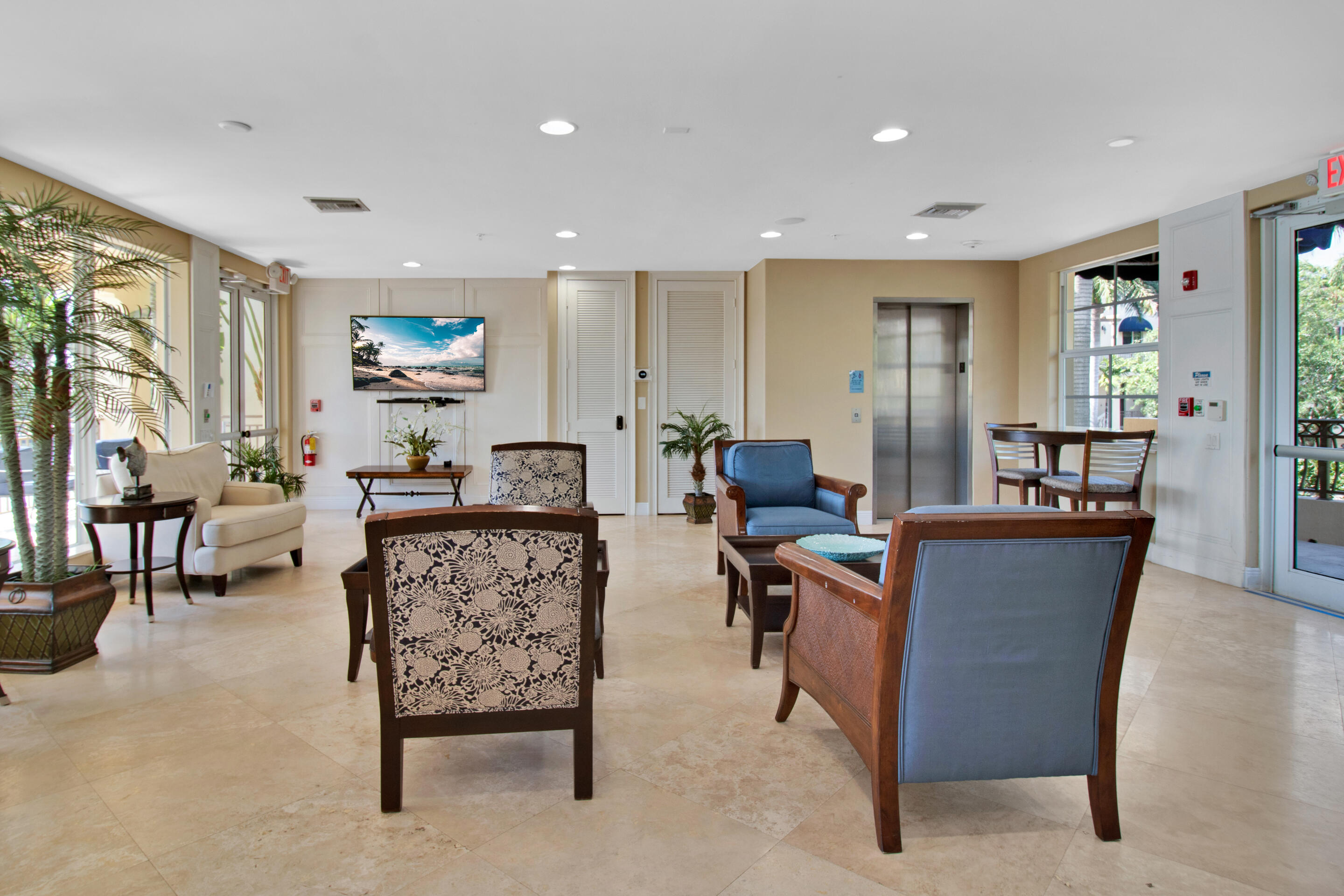 3028 Waterside Circle 3028