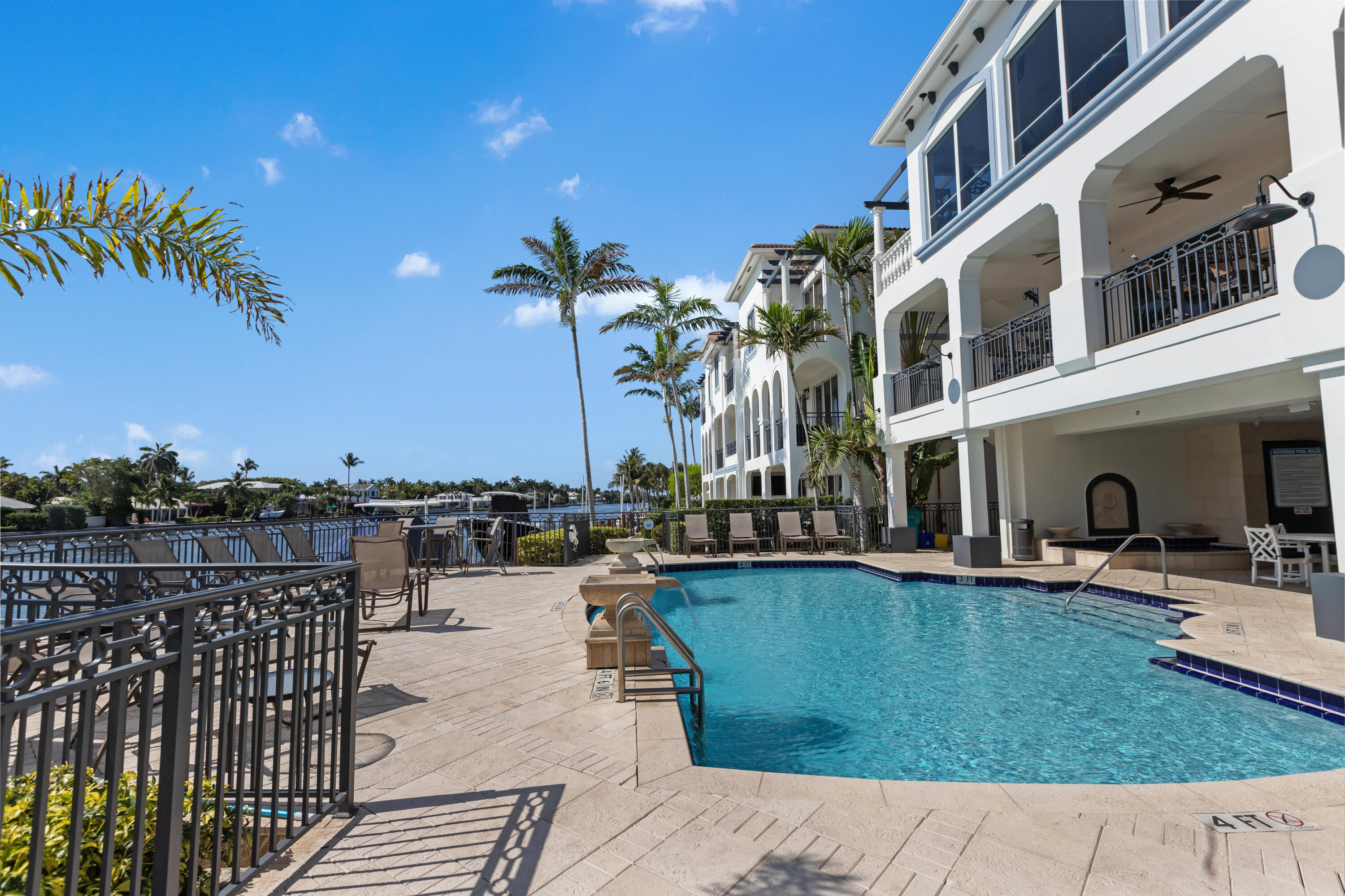 3028 Waterside Circle 3028