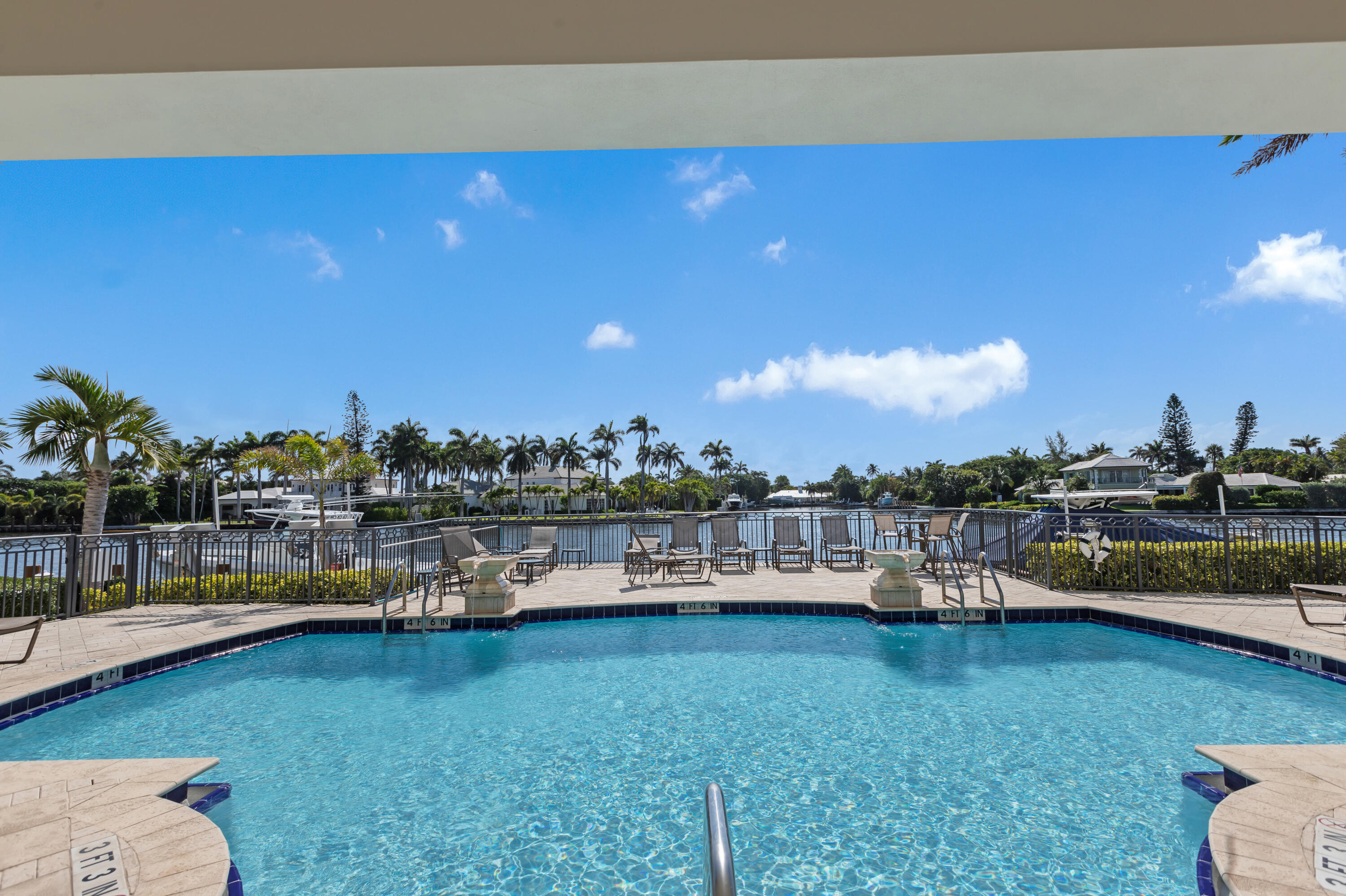 3028 Waterside Circle 3028