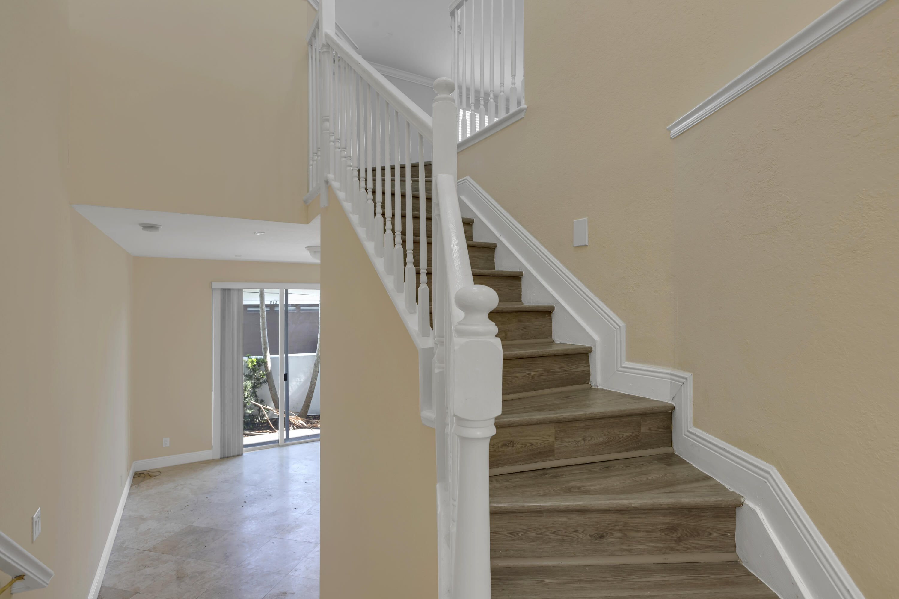 3028 Waterside Circle 3028