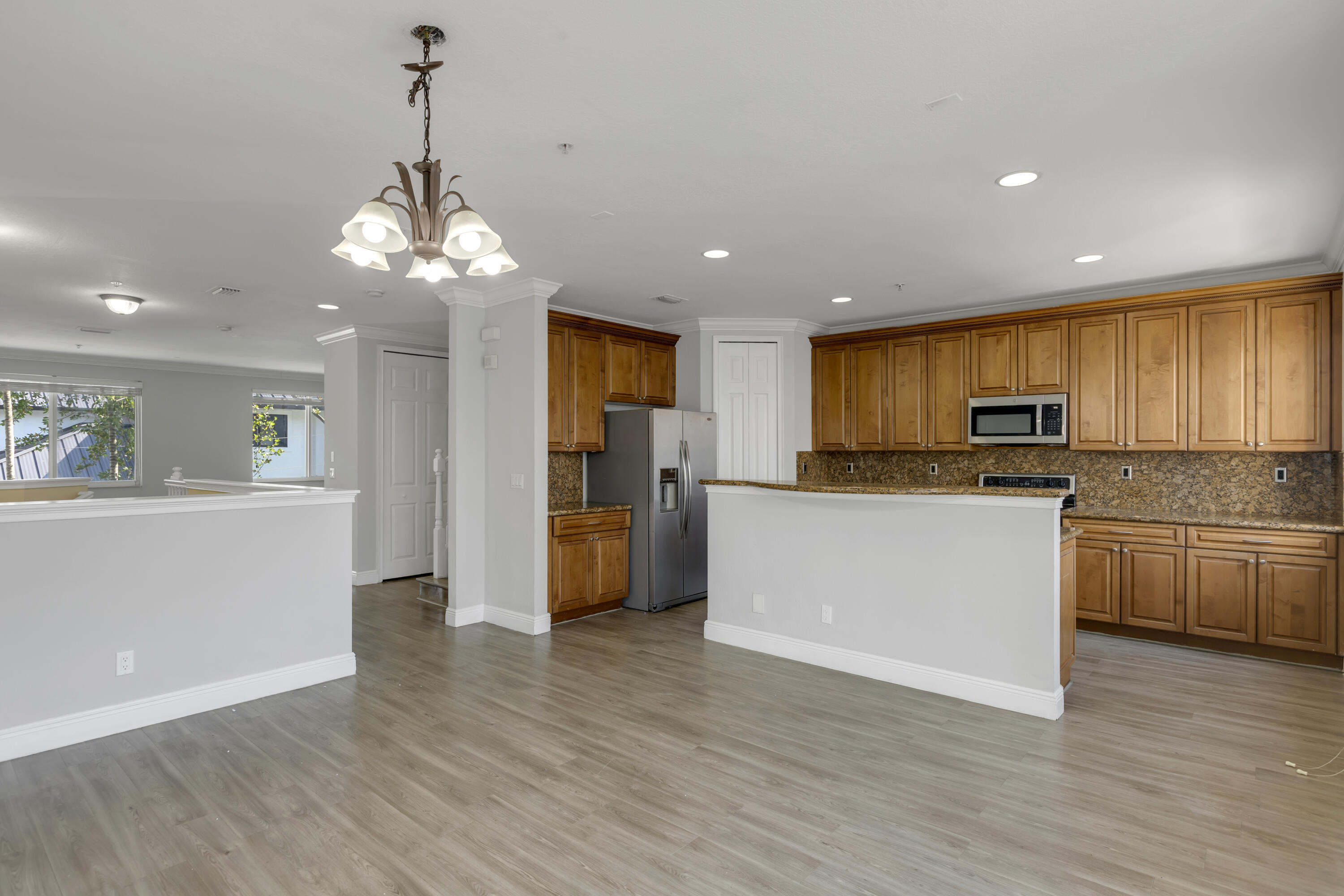 3028 Waterside Circle 3028