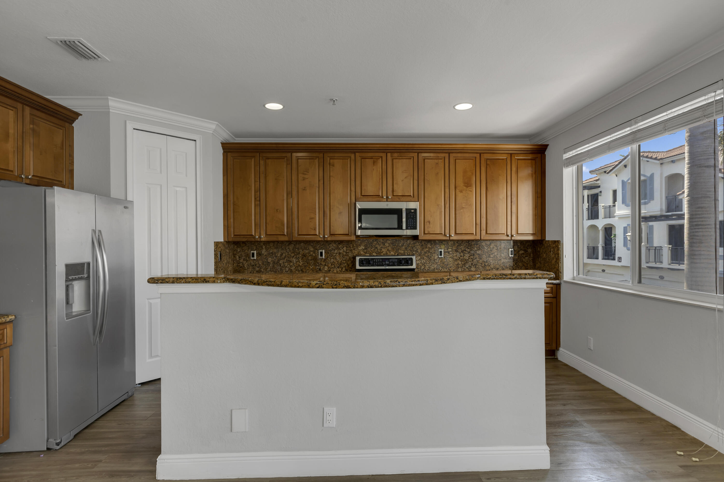 3028 Waterside Circle 3028