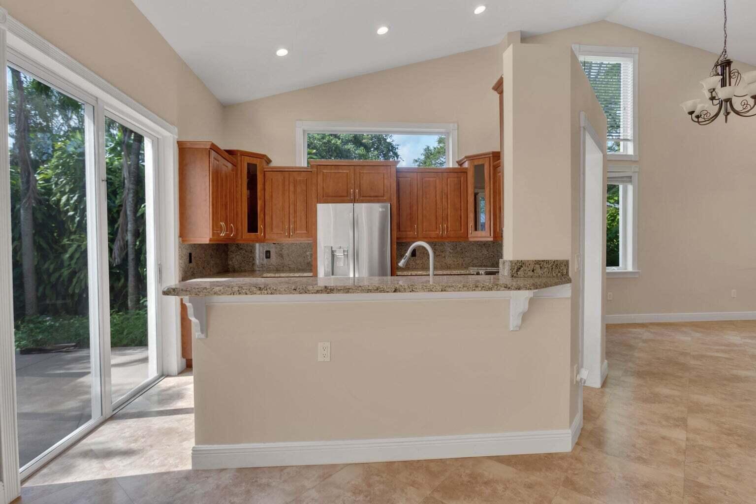 4500 SW 25 Ter Terrace