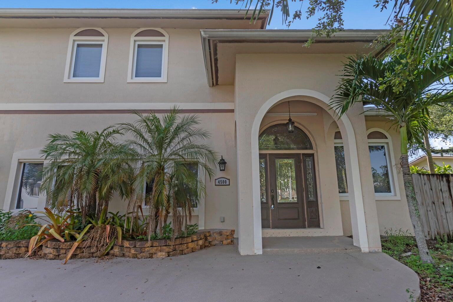 4500 SW 25 Ter Terrace