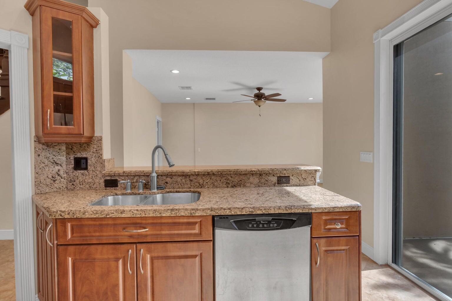 4500 SW 25 Ter Terrace