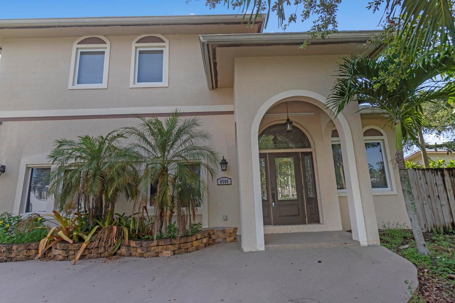4500 SW 25 Ter Terrace