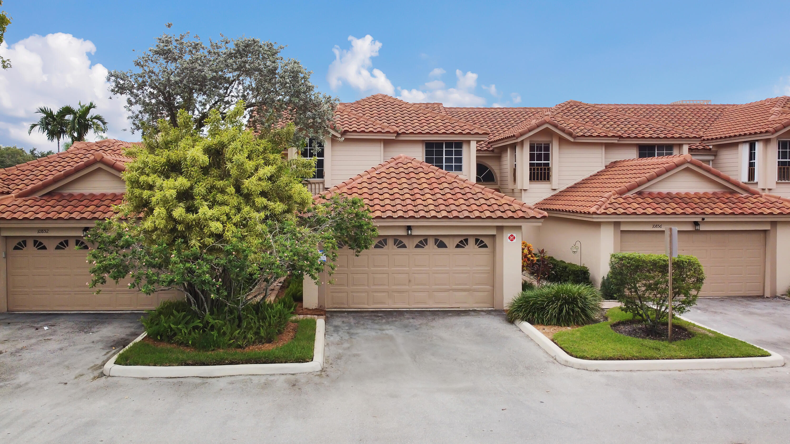 10854 Cypress Glen Drive 10854