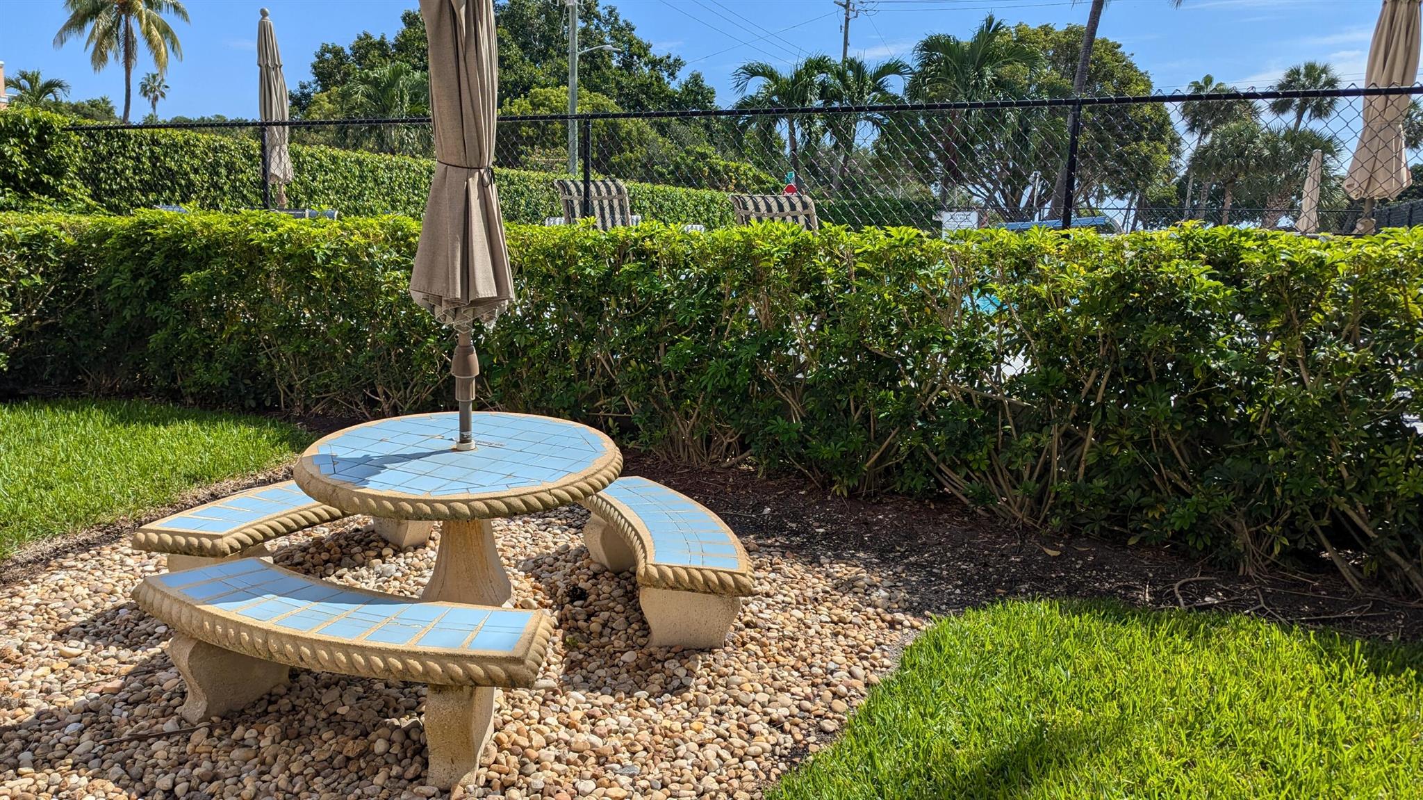 101 S Golfview Road 2