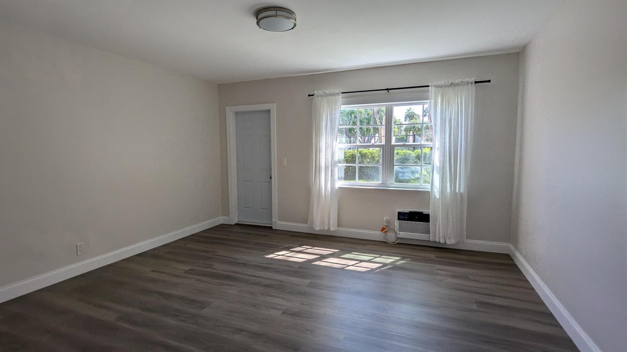 101 S Golfview Road 2