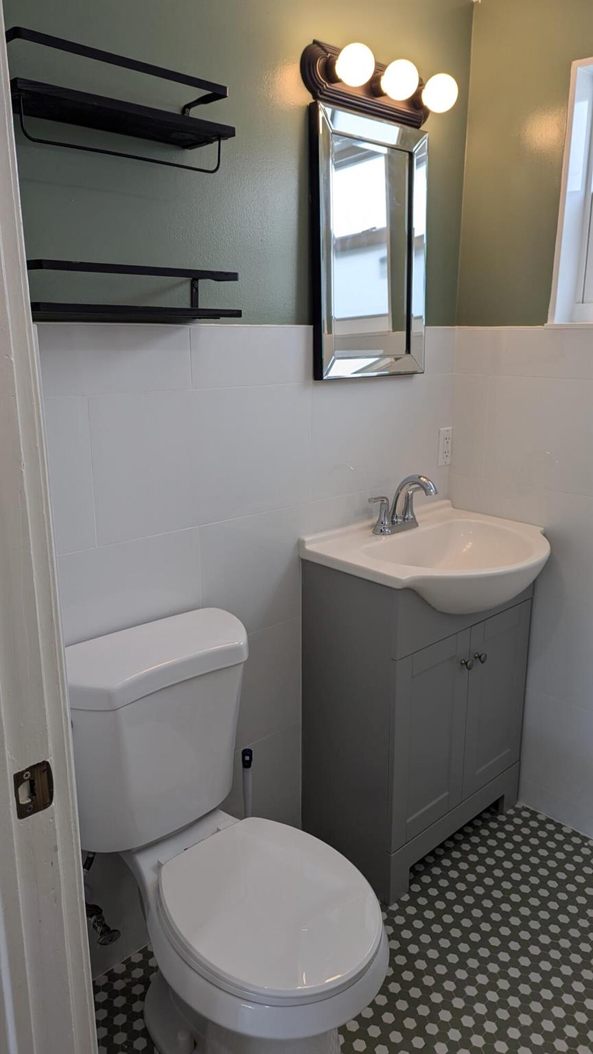 101 S Golfview Road 2