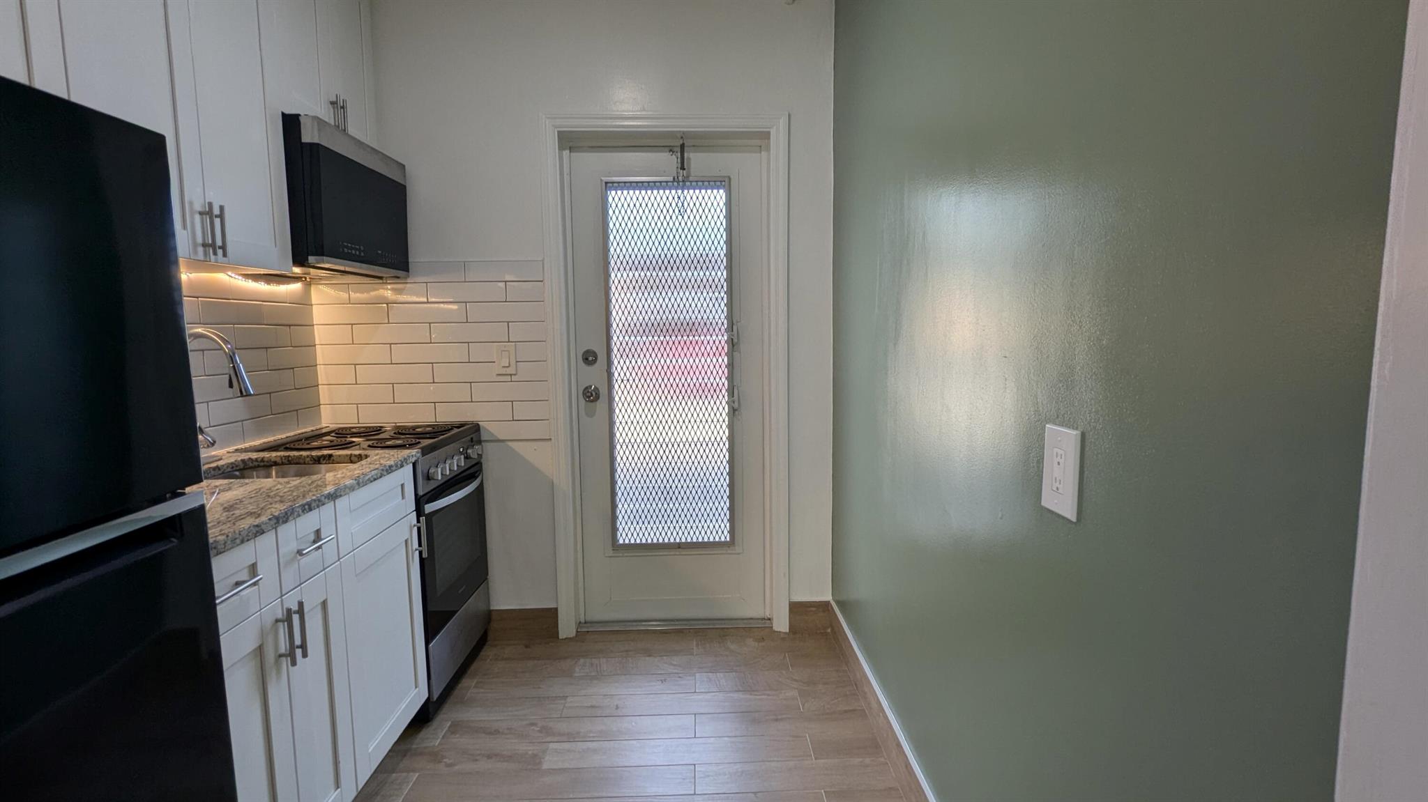 101 S Golfview Road 2