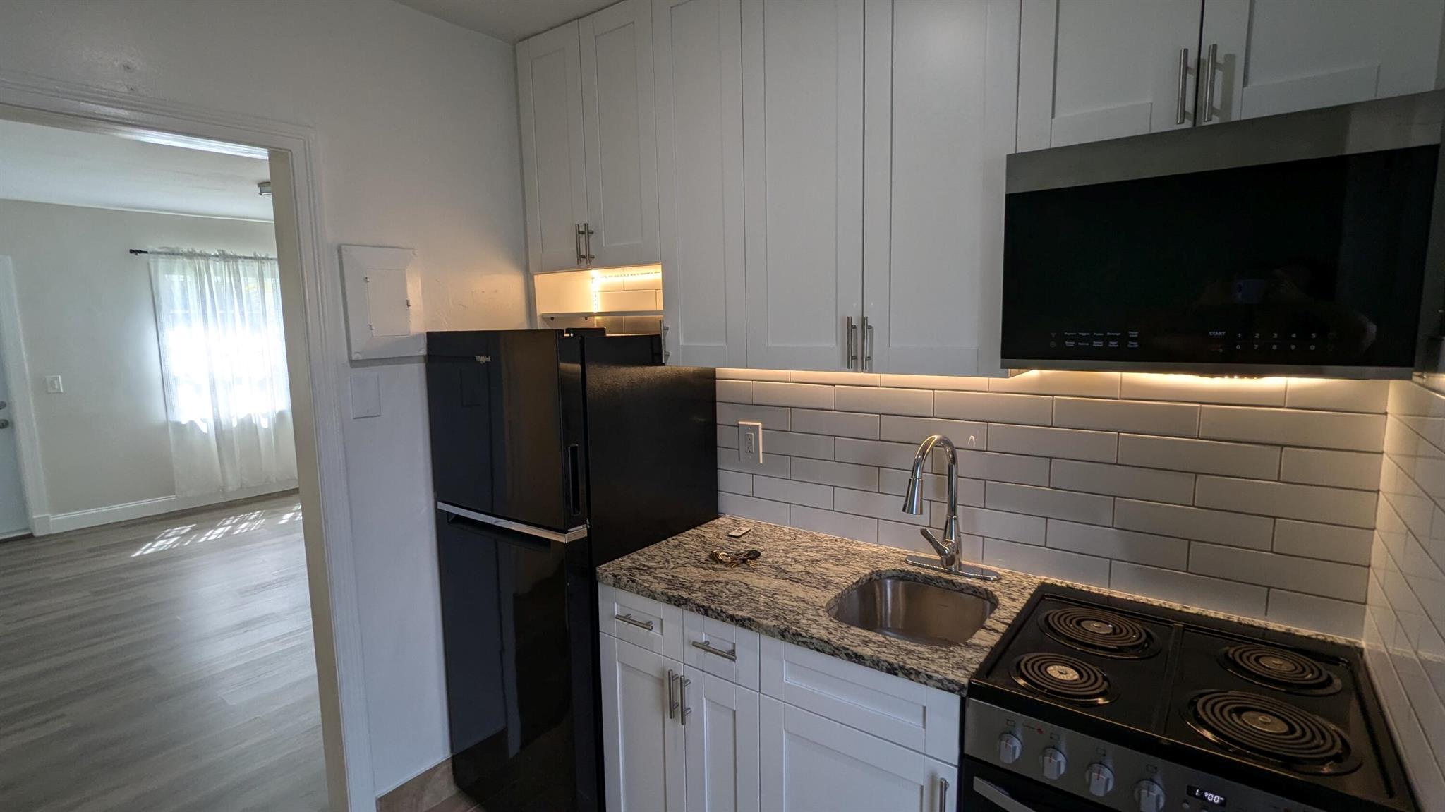 101 S Golfview Road 2