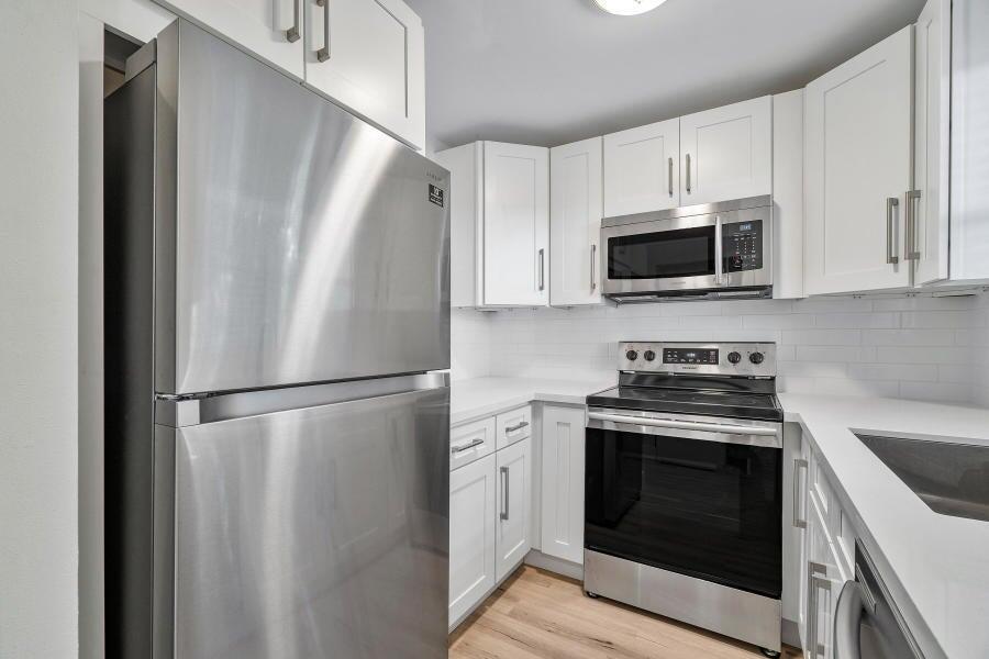 2755 W Atlantic Avenue B105