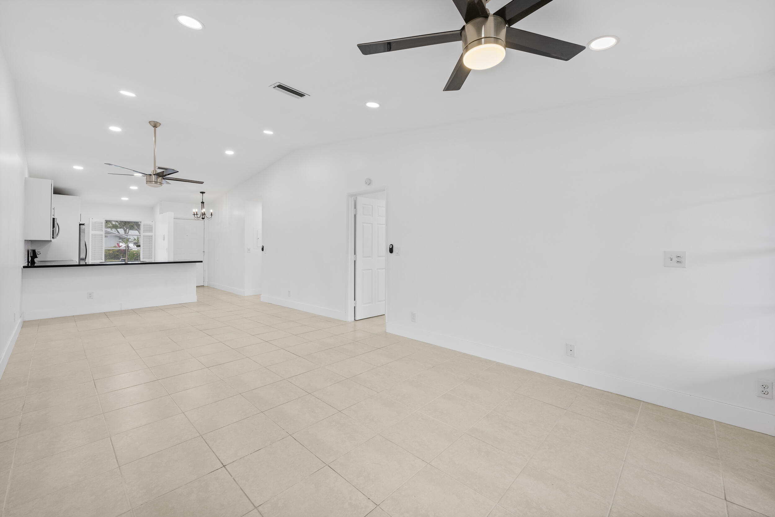 8888 Sunscape Lane