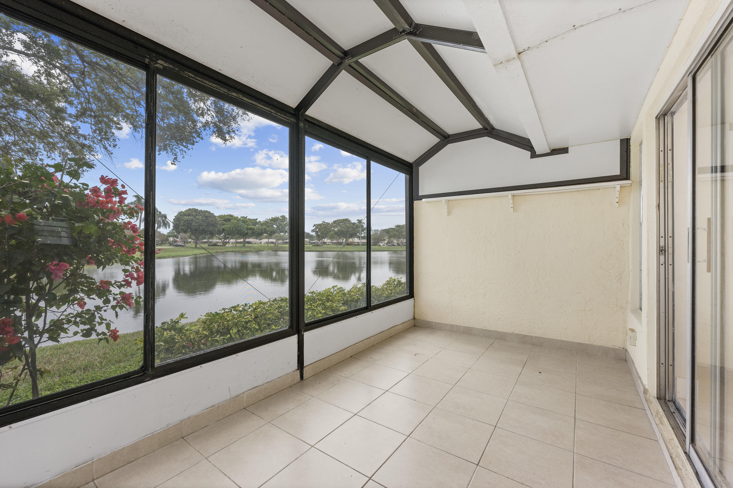 8888 Sunscape Lane