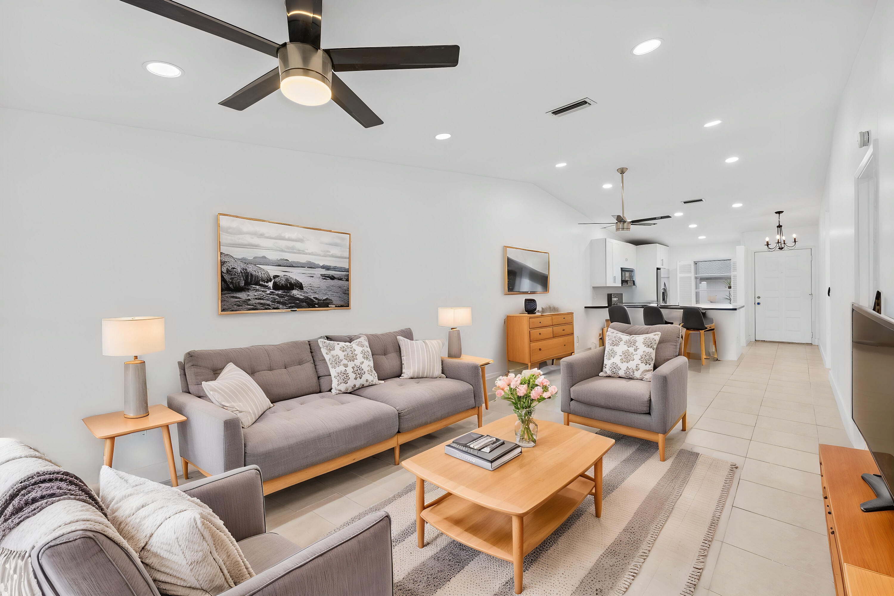8888 Sunscape Lane