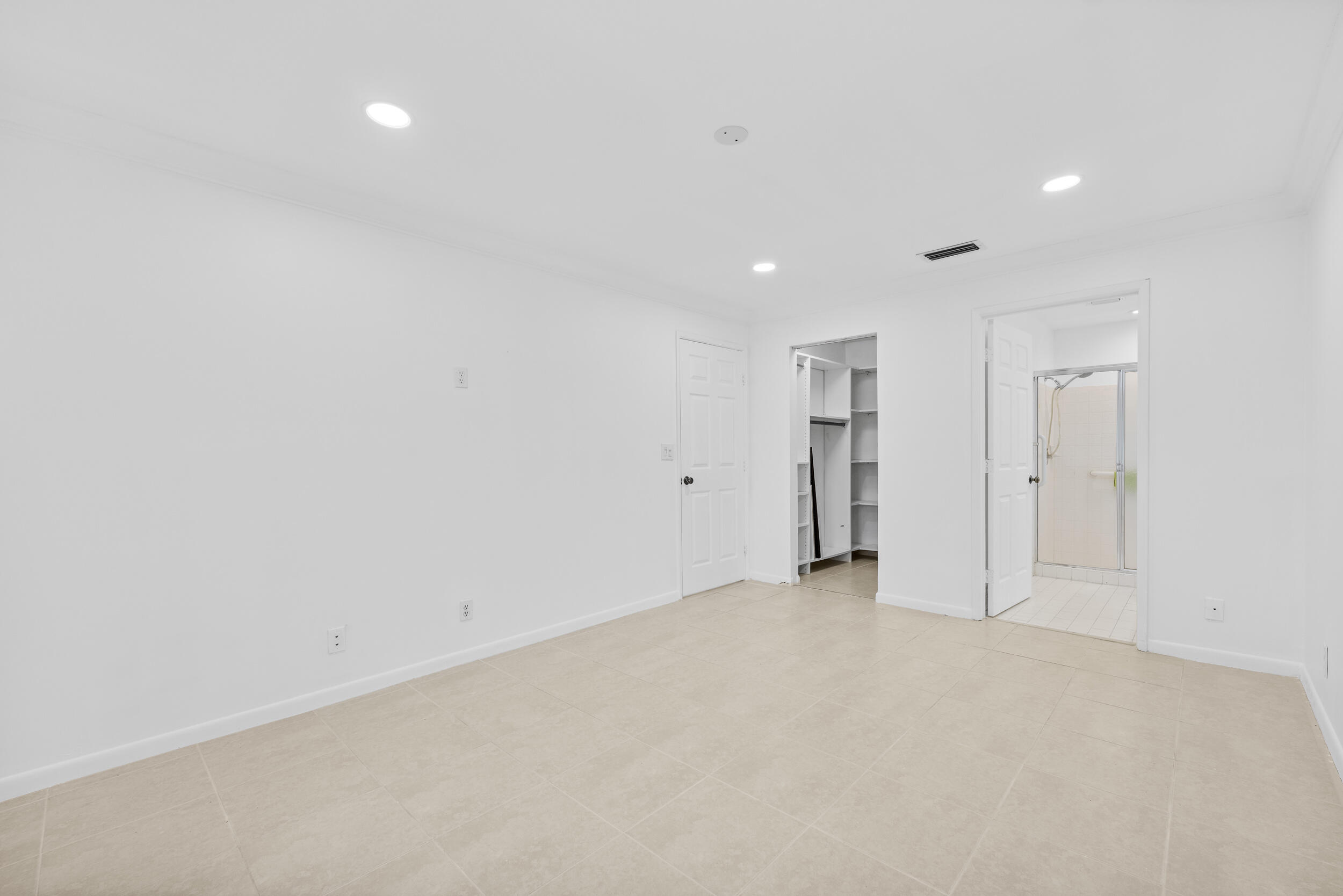 8888 Sunscape Lane