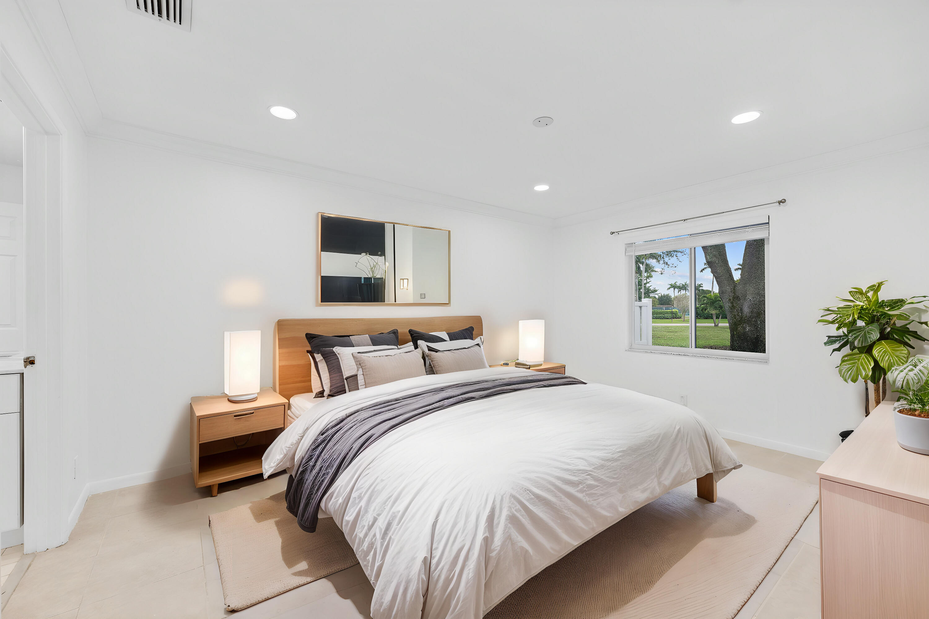 8888 Sunscape Lane