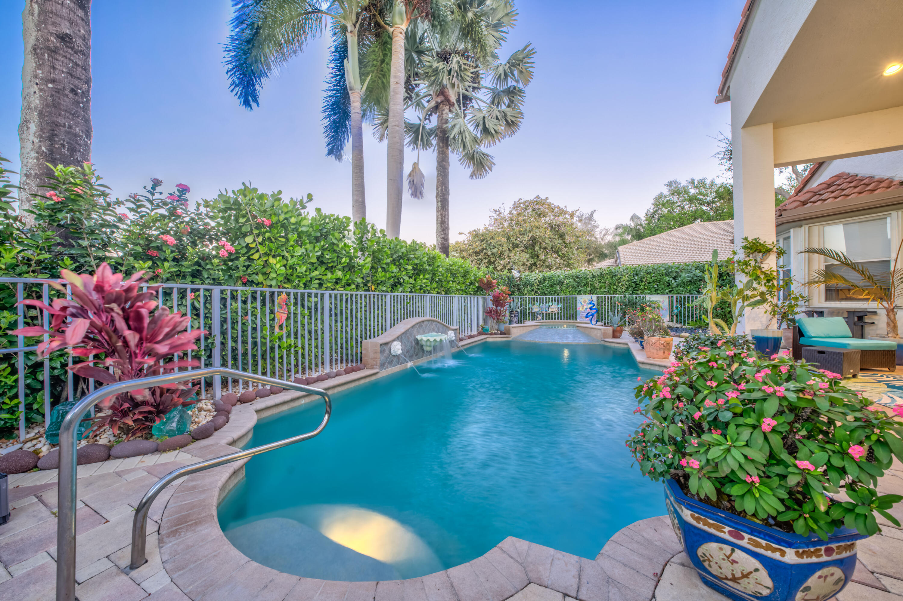 7551 Monticello Way