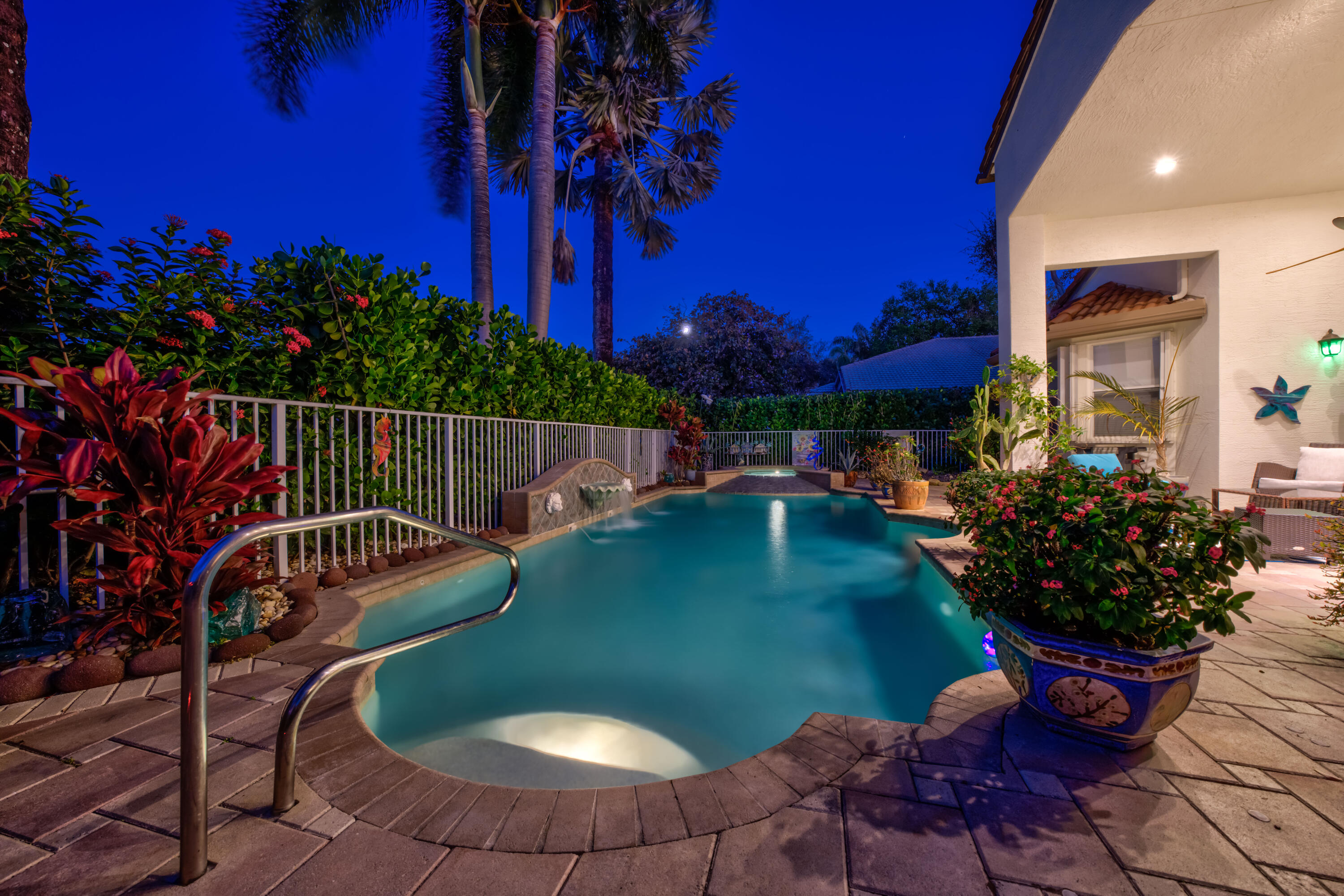 7551 Monticello Way