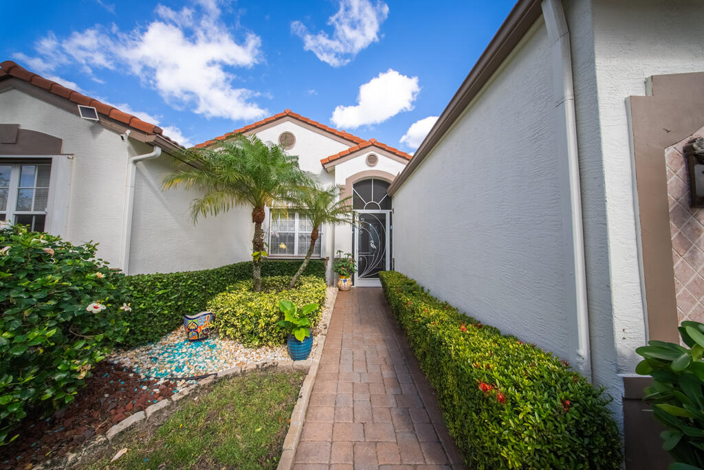 7551 Monticello Way